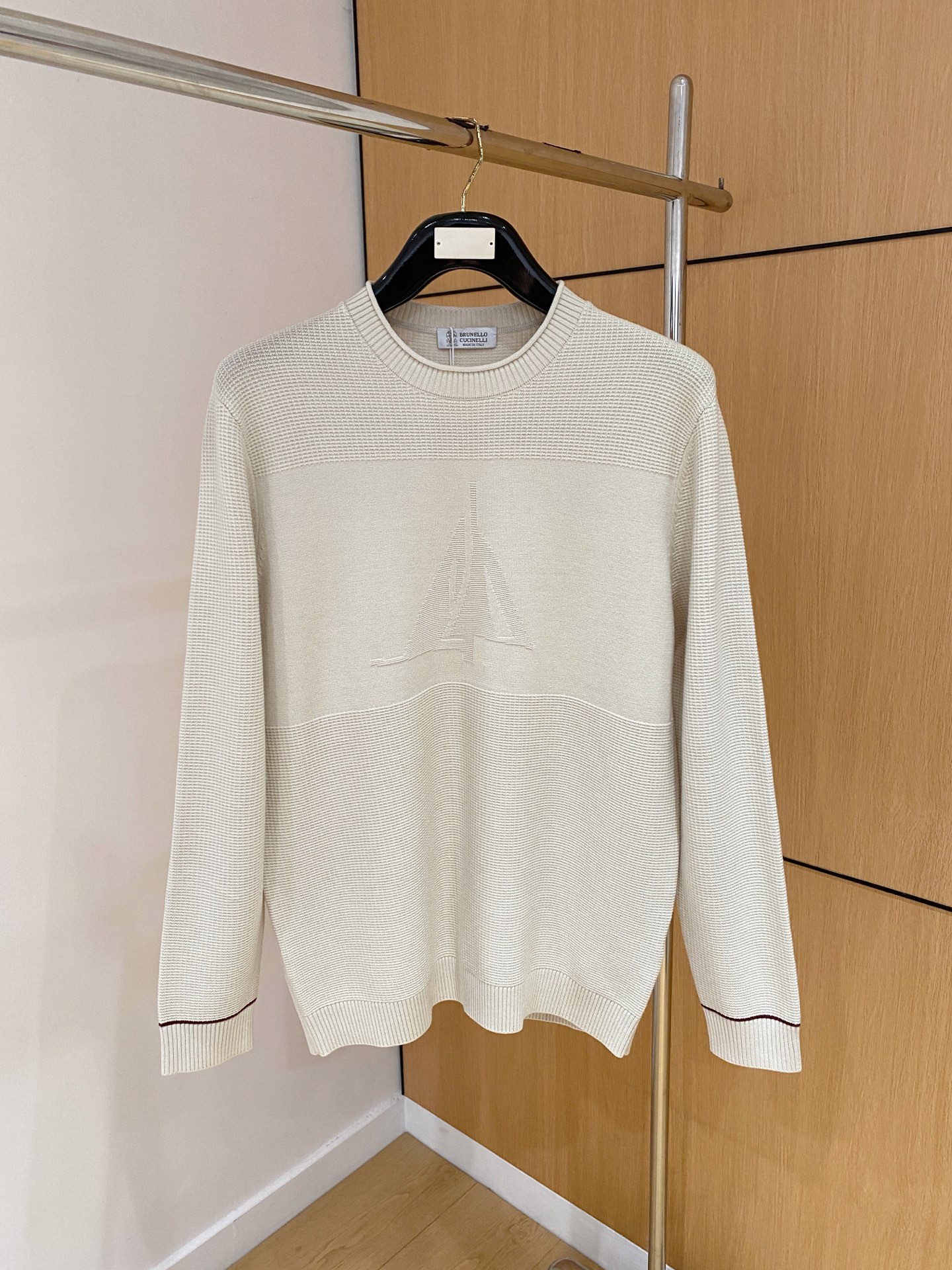 顶级品质>专柜官网同步发售！辅料全部原版定制出品，贸易公司真品订单。高级定制进口面料，以天然植物纖維提炼