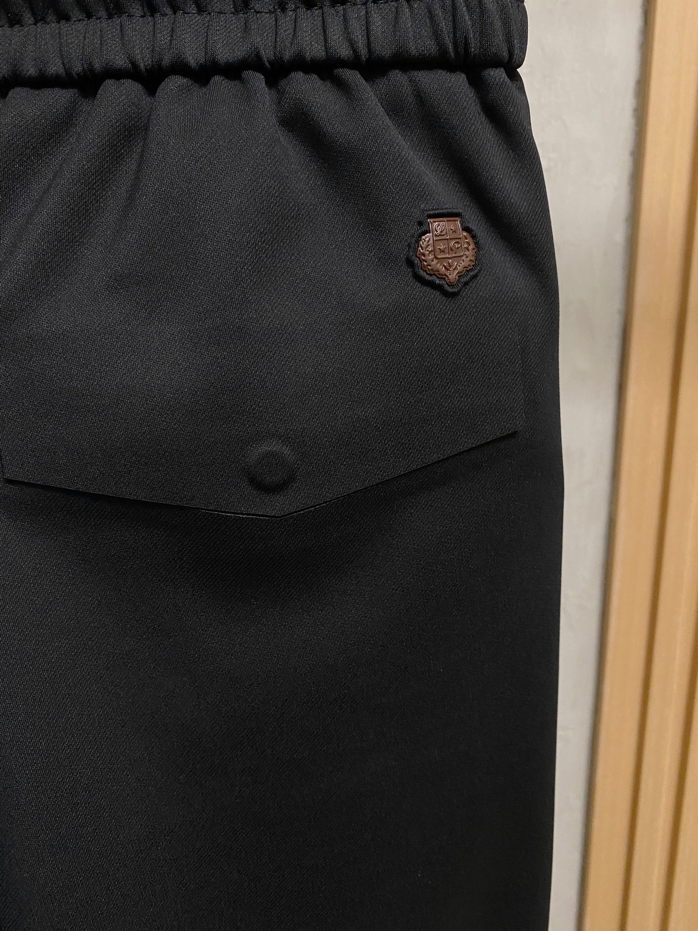 lP🆕💥独家专供新款休闲裤 高端版本！专柜定制面料 舒适度高，细节无可挑剔，品牌元素设计理念，体现高品质