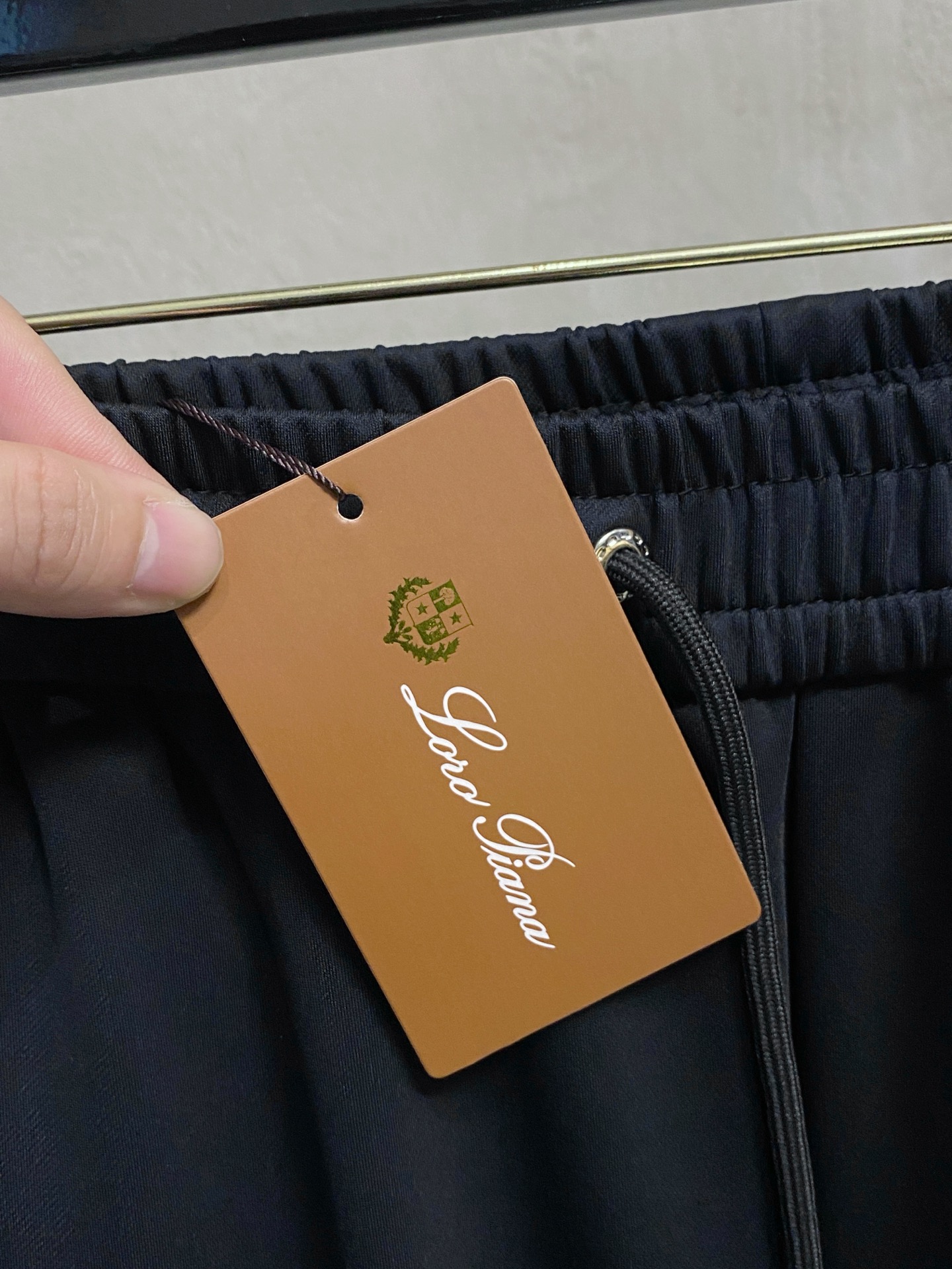 lP🆕💥独家专供新款休闲裤 高端版本！专柜定制面料 舒适度高，细节无可挑剔，品牌元素设计理念，体现高品质