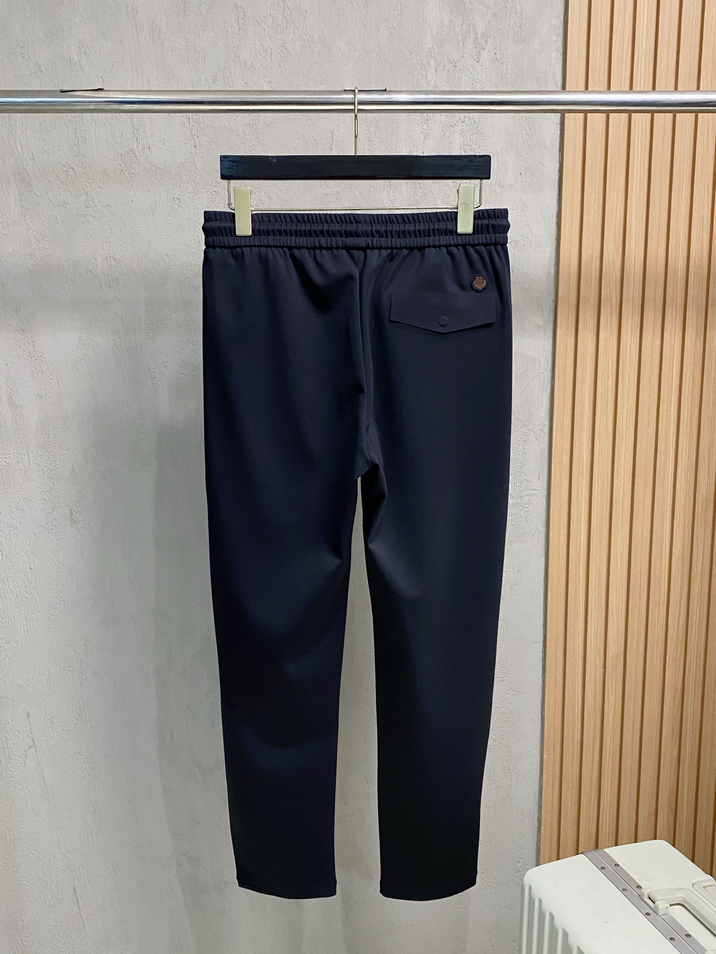 lP🆕💥独家专供新款休闲裤 高端版本！专柜定制面料 舒适度高，细节无可挑剔，品牌元素设计理念，体现高品质