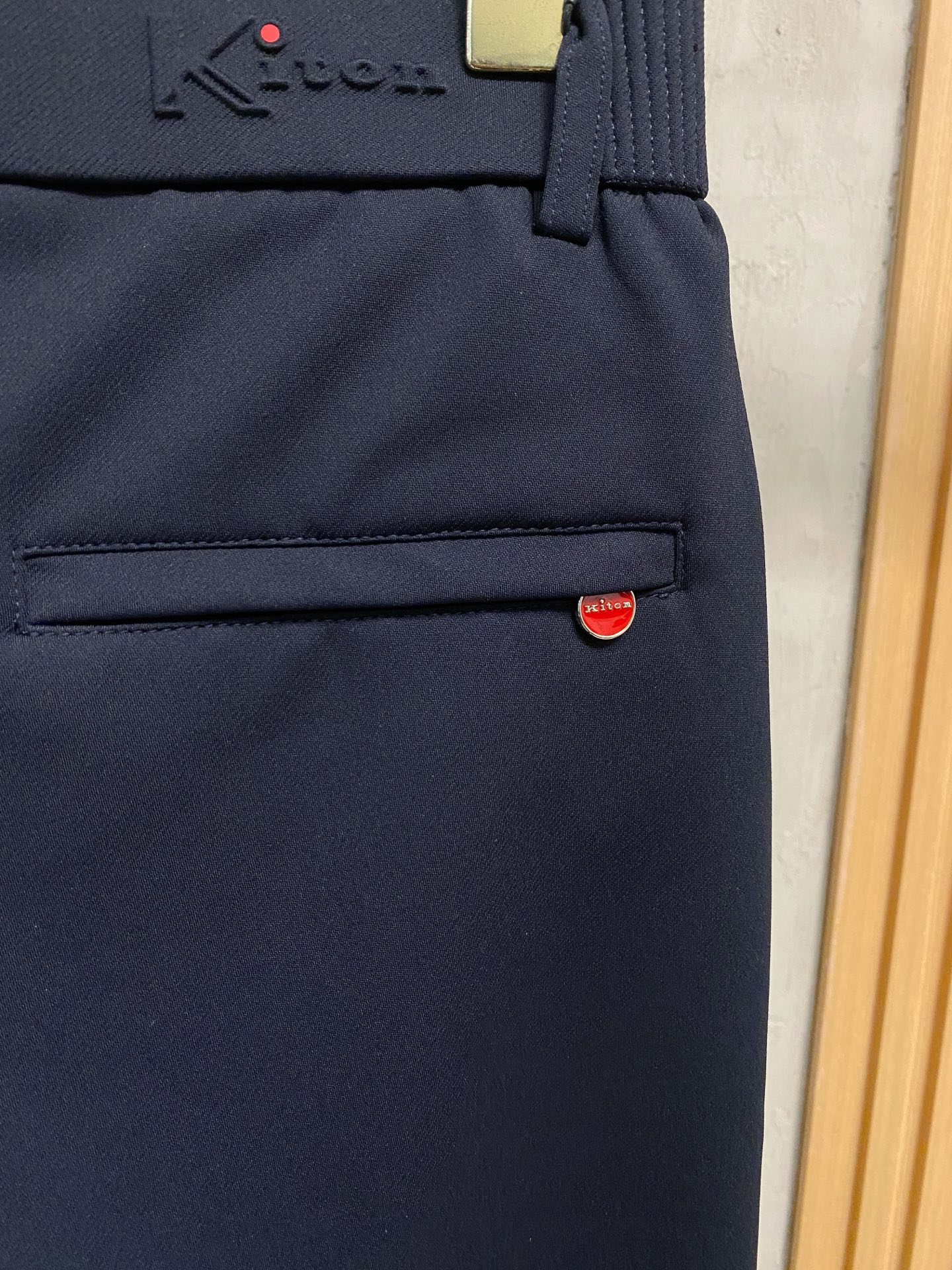 kiton💥独家专供新款休闲裤 高端版本！专柜定制面料 舒适度高，细节无可挑剔，品牌元素设计理念，体现高