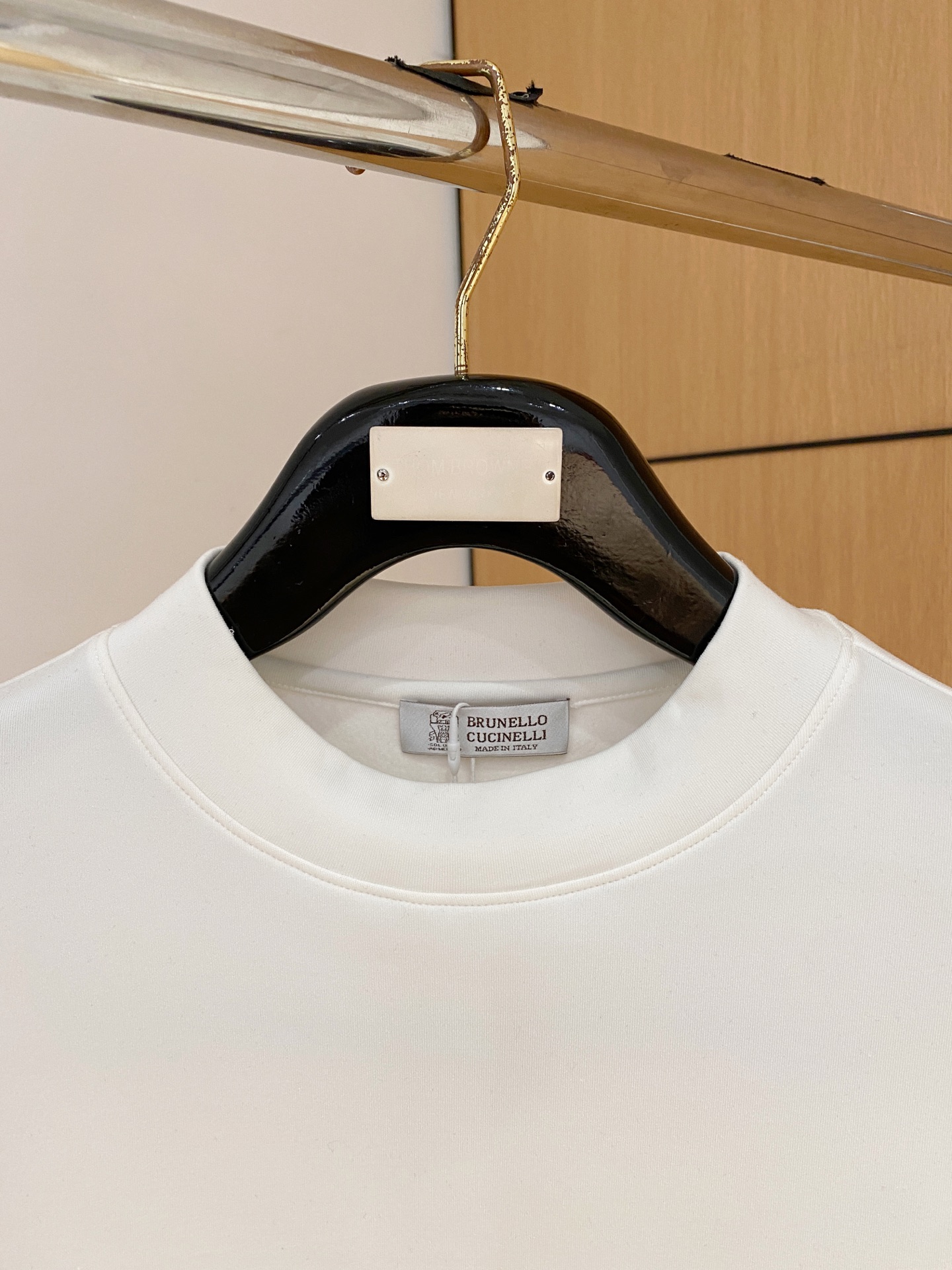 bc家 2025秋冬男士最新的贸易订单打底衫，全品相！！采用logo图案刺绣设计！定制婴儿绒面料！上身舒