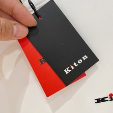 其吨家 2025秋冬男士最新的贸易订单打底衫,全品相!!采用logo图案刺绣设计!定制婴儿绒面料!上身舒 其吨家 2025秋冬男士最新的贸易订单打底衫,全品相!!采用logo图案刺绣设计!定制婴儿绒面料!上身舒