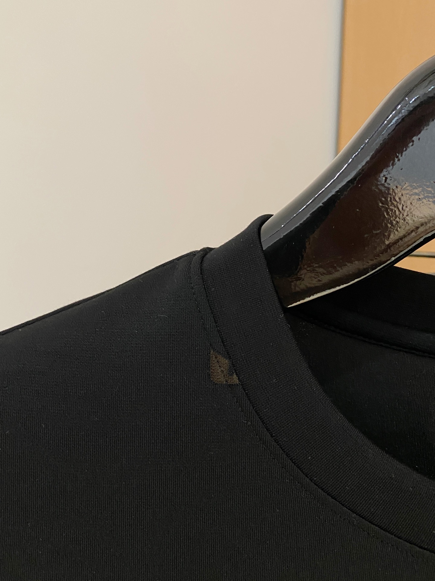 P芬迪25SS【新品】最新最顶级版本精美工艺圆领卫衣，最顶级的品质专柜原单套头衫，顶级制作工艺进口面料，