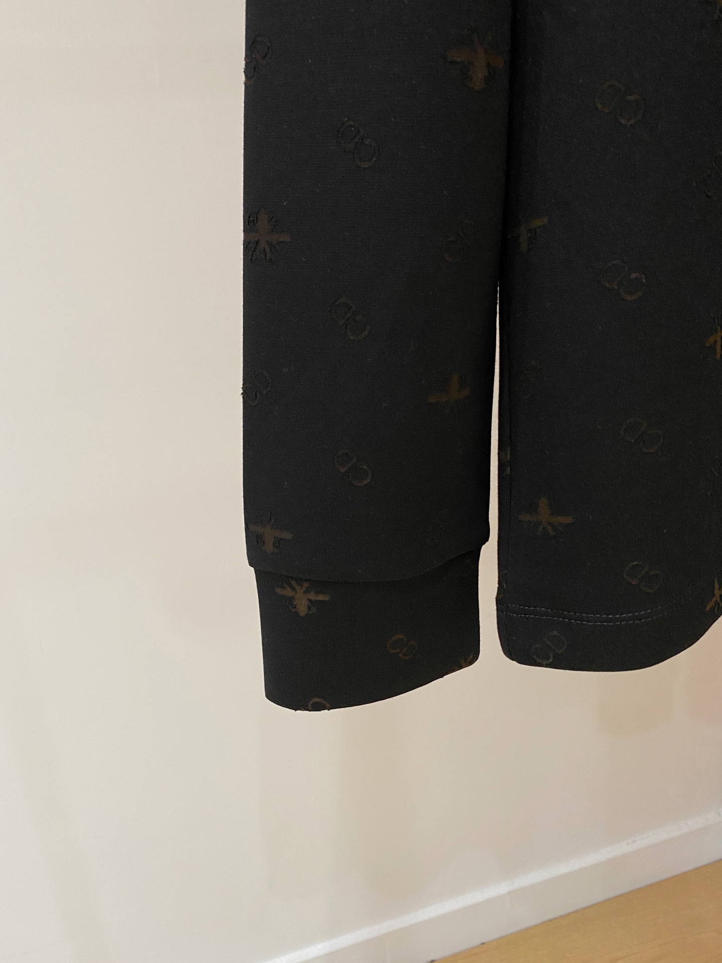 P迪奥25SS【新品】最新最顶级版本精美工艺圆领卫衣，最顶级的品质专柜原单套头衫，顶级制作工艺进口面料，