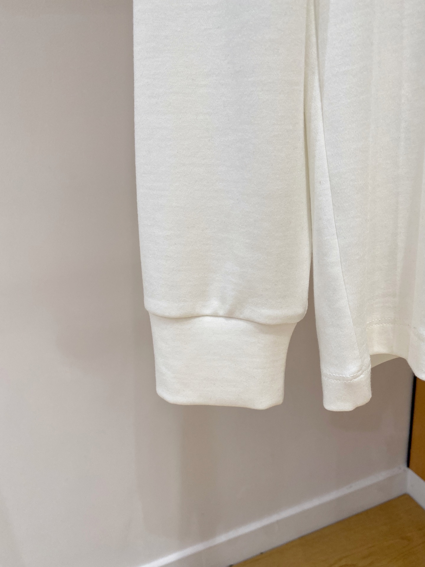 P迪奥25SS【新品】最新最顶级版本精美工艺圆领卫衣，最顶级的品质专柜原单套头衫，顶级制作工艺进口面料，