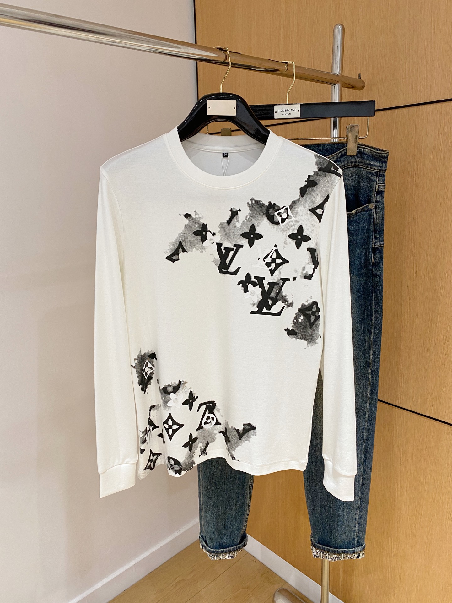 PLV 25SS【新品】最新最顶级版本精美工艺圆领卫衣，最顶级的品质专柜原单套头衫，顶级制作工艺进口面料