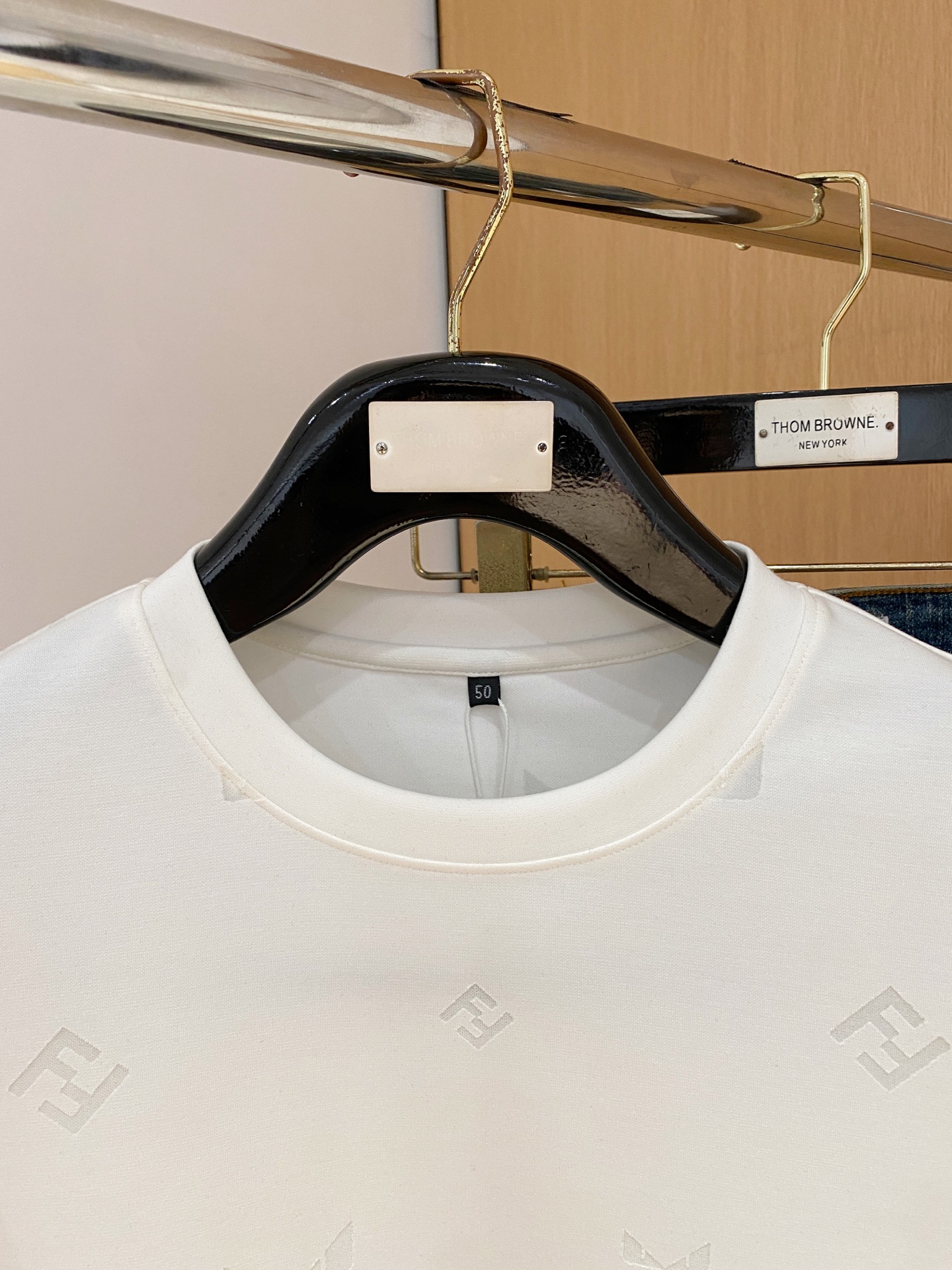 P芬迪25SS【新品】最新最顶级版本精美工艺圆领卫衣，最顶级的品质专柜原单套头衫，顶级制作工艺进口面料，