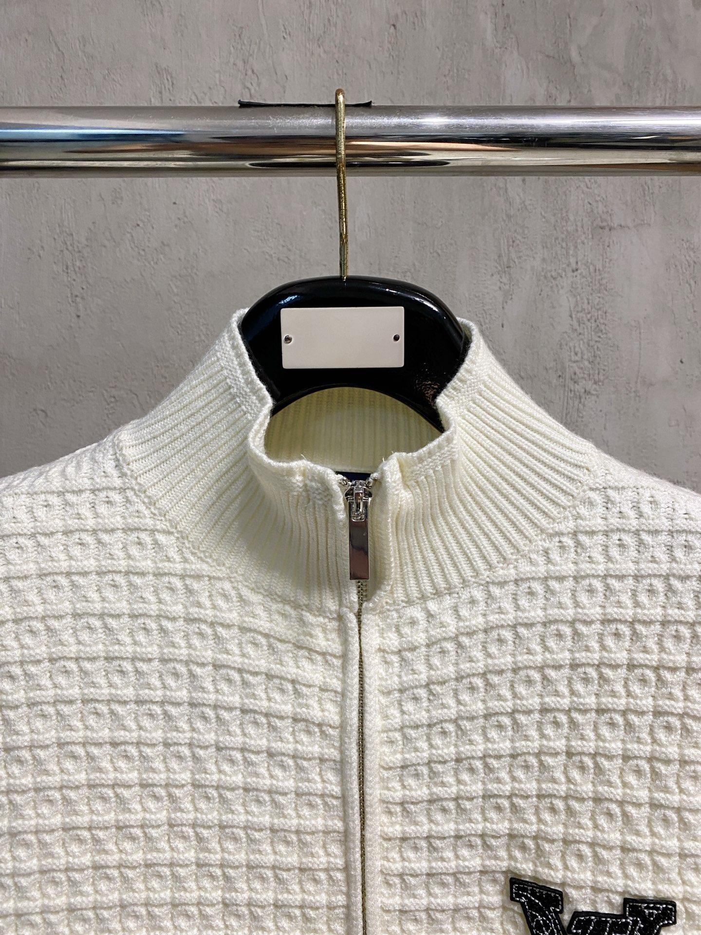 Louis Vuitton Wool-Blend Cardigan Sweater - Embroidered Logo, Comfortable Knit 3 i1759126799738 1333 0 1