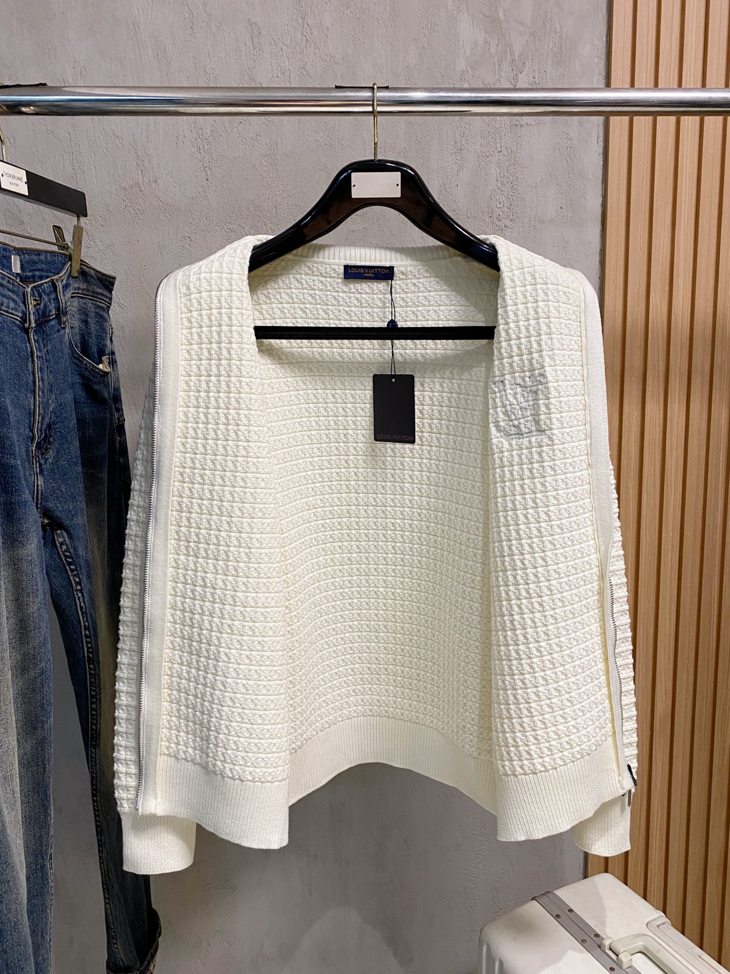 Louis Vuitton Wool-Blend Cardigan Sweater - Embroidered Logo, Comfortable Knit 6 i1759126799776 6853 0 4