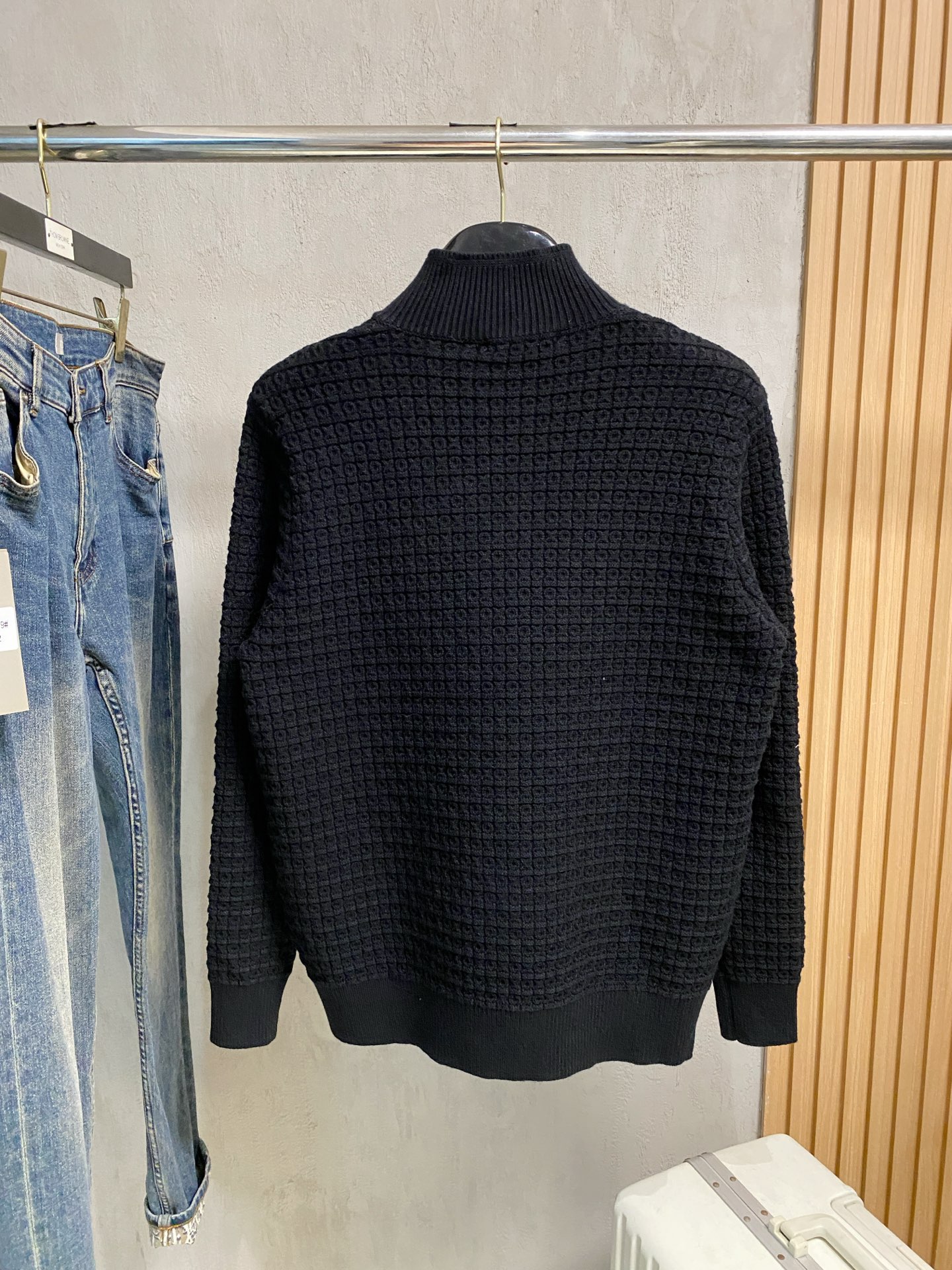 i1759126823383 6423 0 8