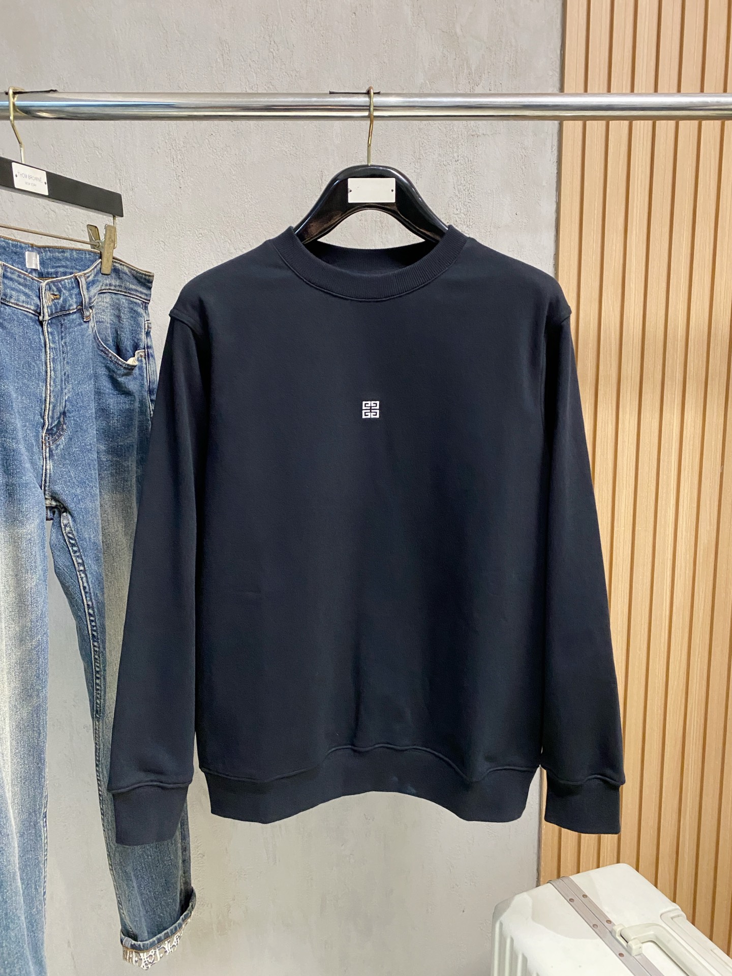 _dLw9skKY3W0Yb-w4UWS-N2_URYwnstaQrnx1jrA