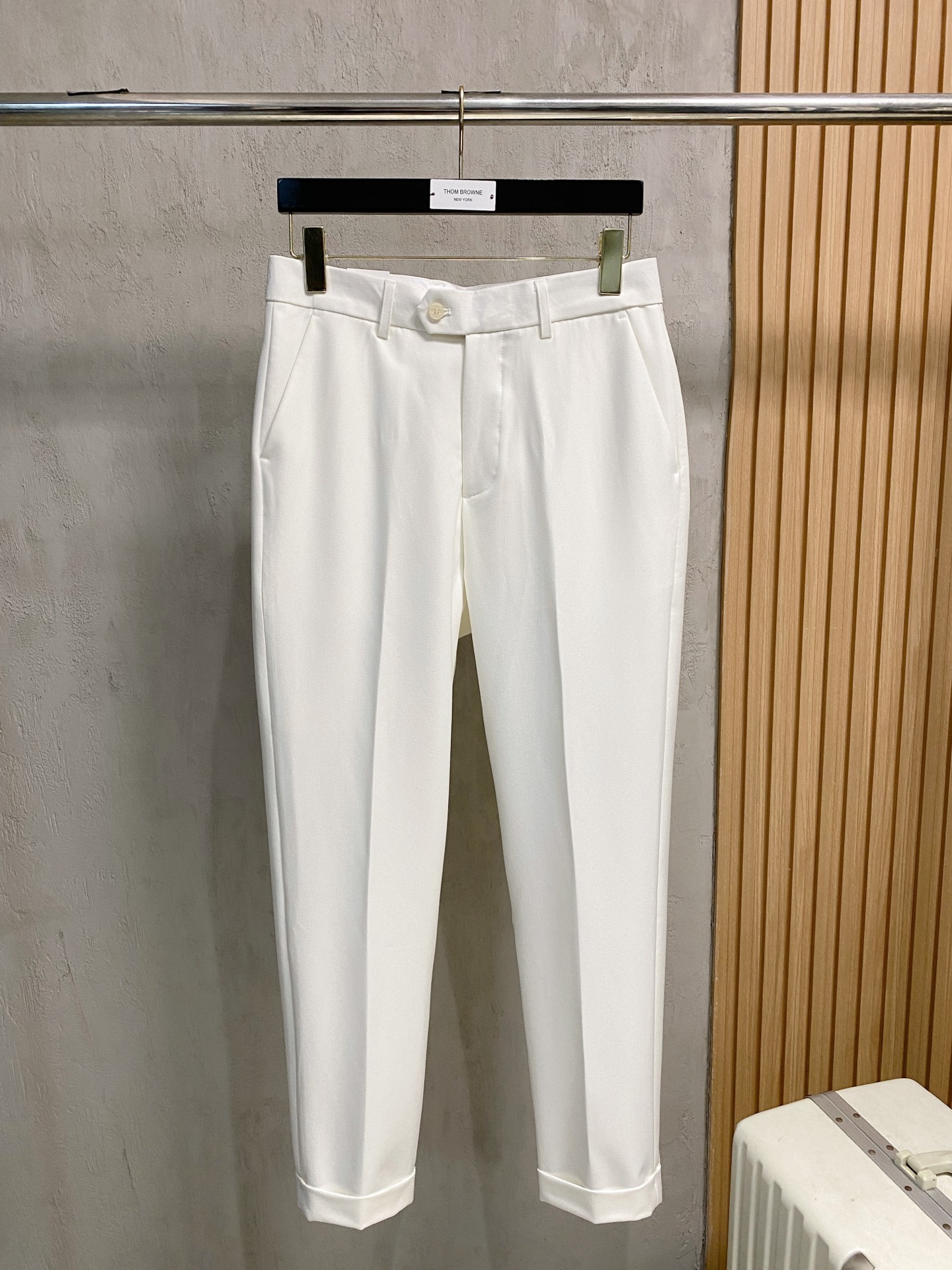 Dior 迪奥 休闲裤 西裤2025SS秋冬新款 高级定制裤子专用面料 定制原版五金 重工工艺打造 车工