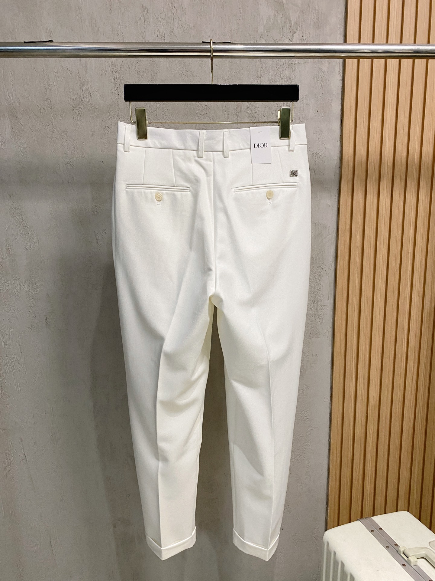 Dior 迪奥 休闲裤 西裤2025SS秋冬新款 高级定制裤子专用面料 定制原版五金 重工工艺打造 车工