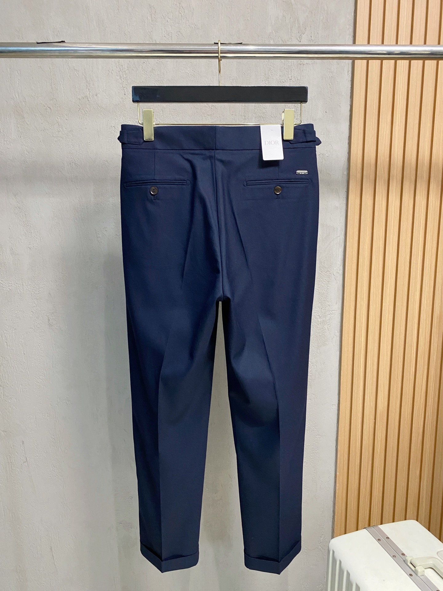 Dior 迪奥 休闲裤 西裤2025SS秋冬新款 高级定制裤子专用面料 定制原版五金 重工工艺打造 车工