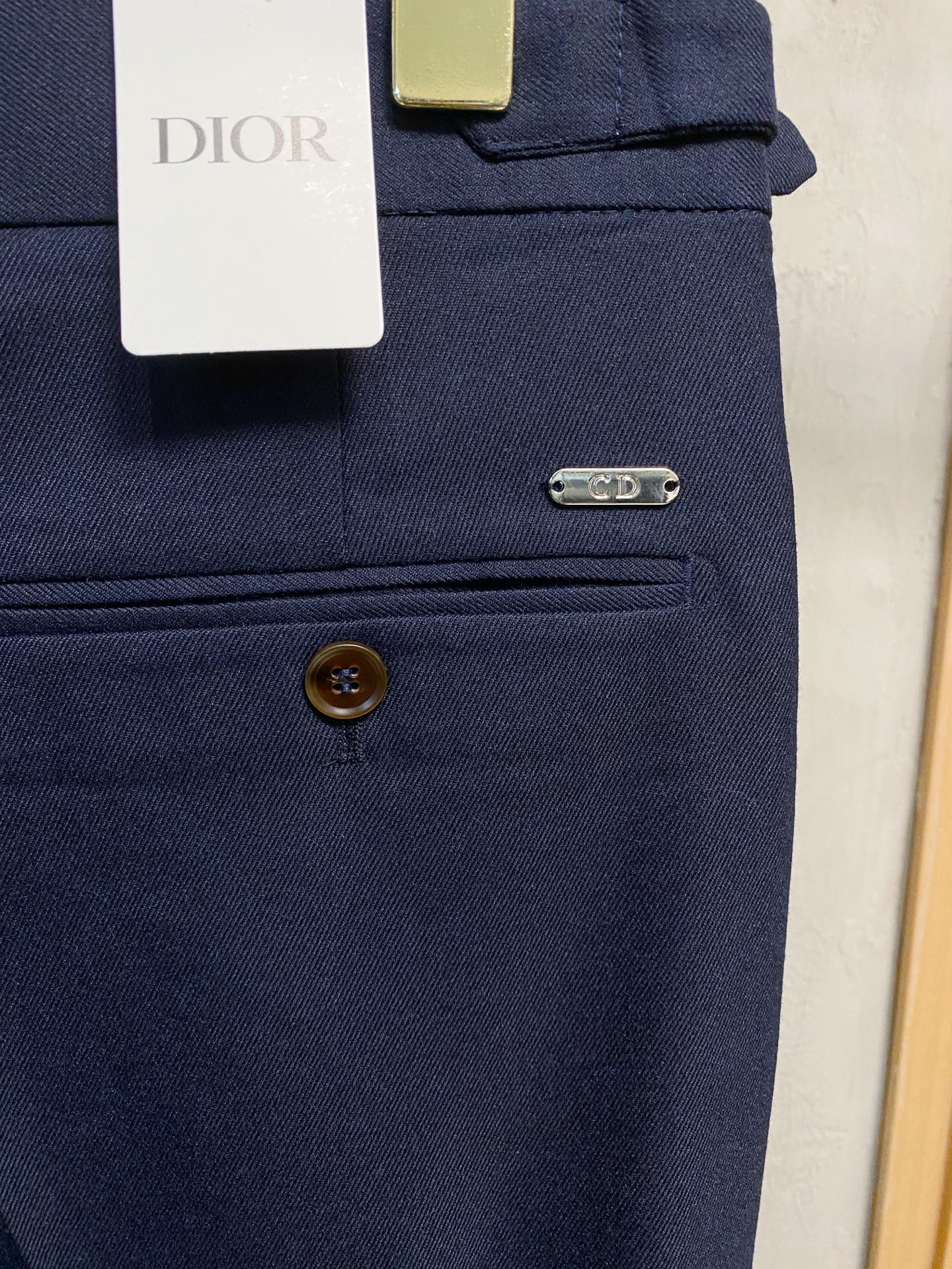 Dior 迪奥 休闲裤 西裤2025SS秋冬新款 高级定制裤子专用面料 定制原版五金 重工工艺打造 车工