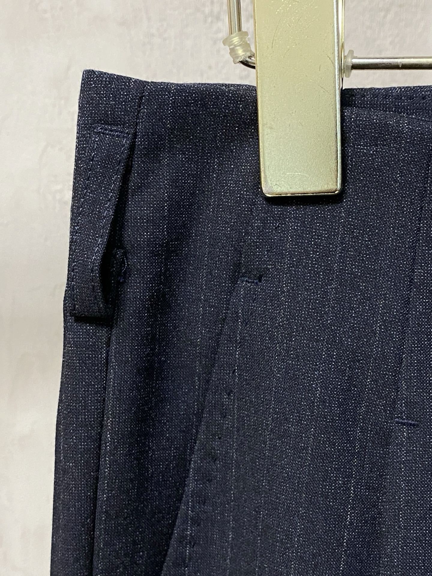 PRADA 普拉达 休闲裤 西裤2025SS秋冬新款 高级定制裤子专用面料 定制原版五金 重工工艺打造 