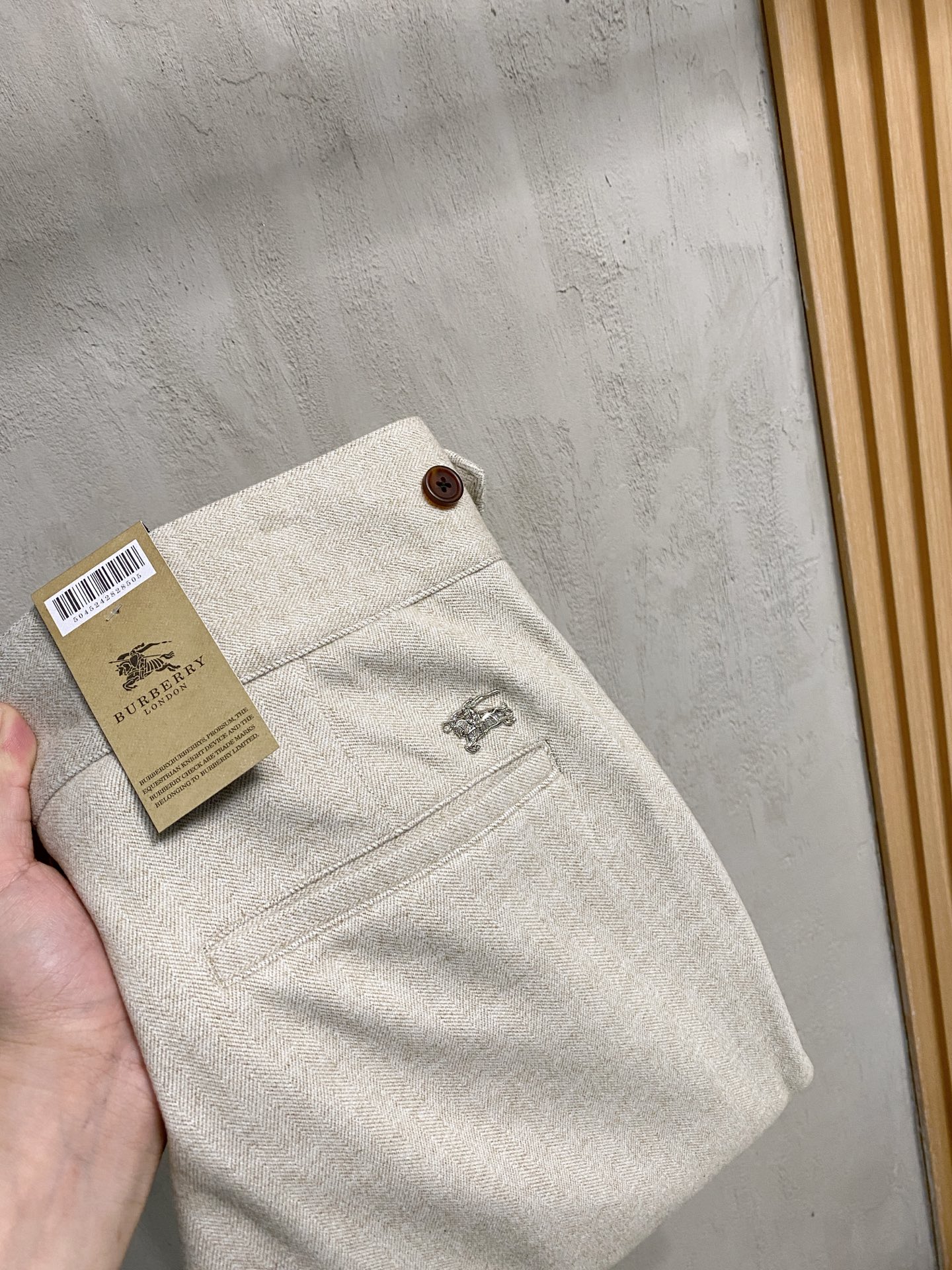 Burberry 巴宝莉 休闲裤 西裤2025SS秋冬新款 高级定制裤子专用面料 定制原版五金 重工工艺