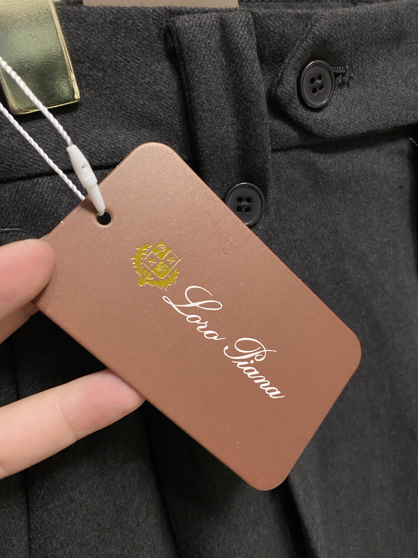 lP🆕 休闲裤 西裤2025SS秋冬新款 高级定制裤子专用面料 定制原版五金 重工工艺打造 车工走线精细