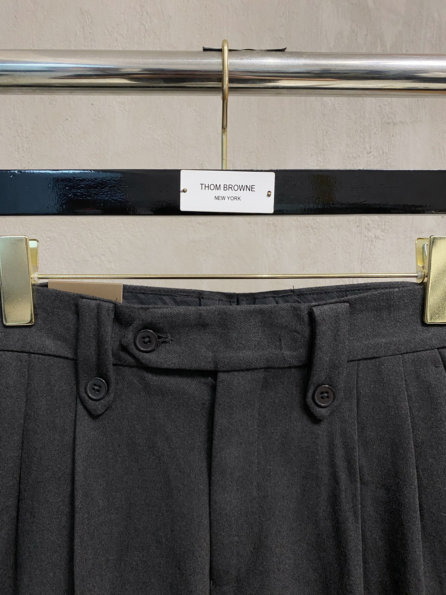 lP🆕 休闲裤 西裤2025SS秋冬新款 高级定制裤子专用面料 定制原版五金 重工工艺打造 车工走线精细