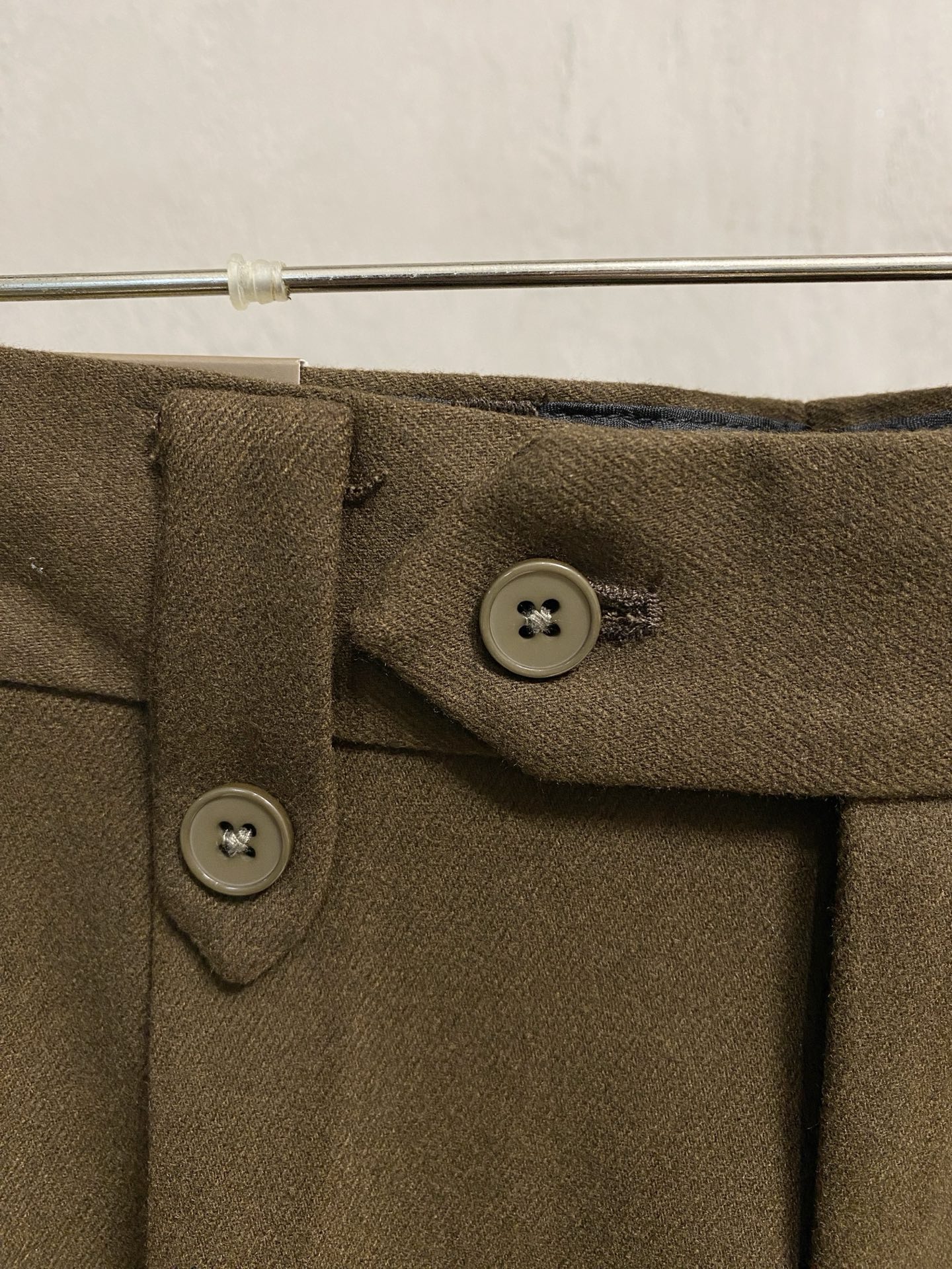 lP🆕 休闲裤 西裤2025SS秋冬新款 高级定制裤子专用面料 定制原版五金 重工工艺打造 车工走线精细