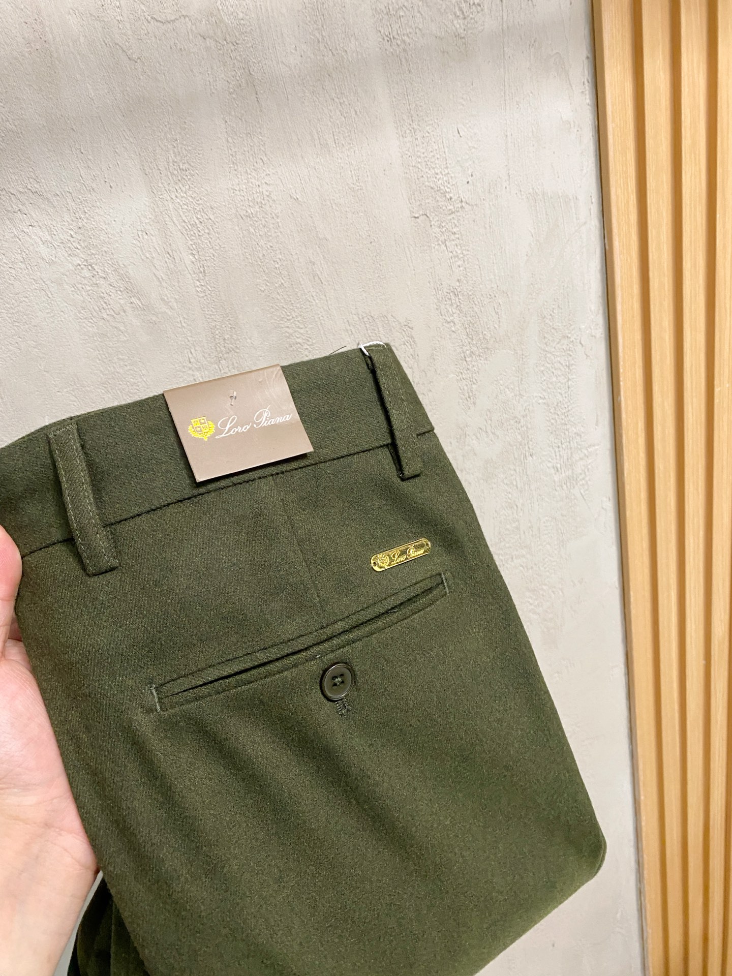 lP🆕 休闲裤 西裤2025SS秋冬新款 高级定制裤子专用面料 定制原版五金 重工工艺打造 车工走线精细