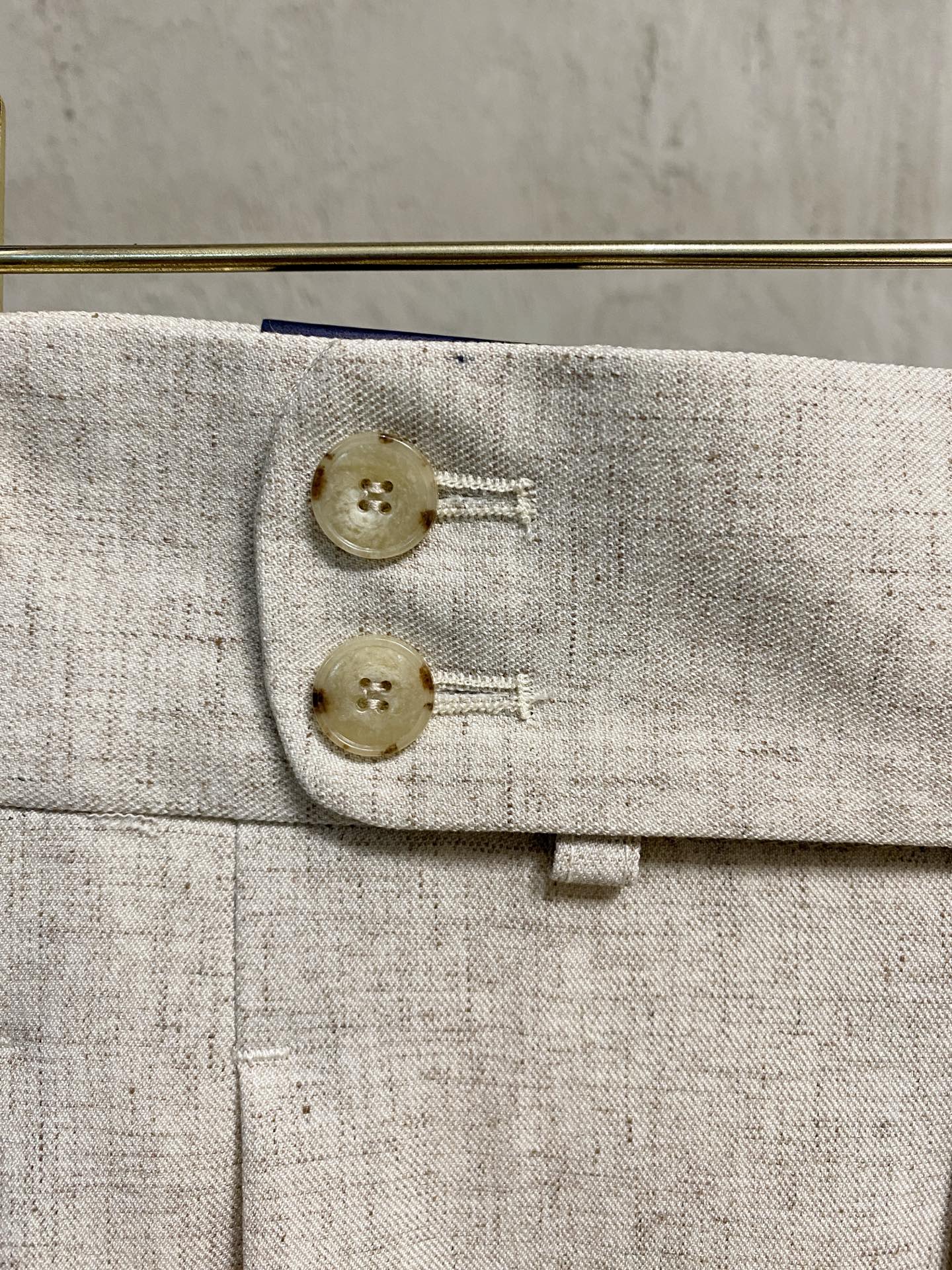 LV 休闲裤 西裤2025SS秋冬新款 高级定制裤子专用面料 定制原版五金 重工工艺打造 车工走线精细 