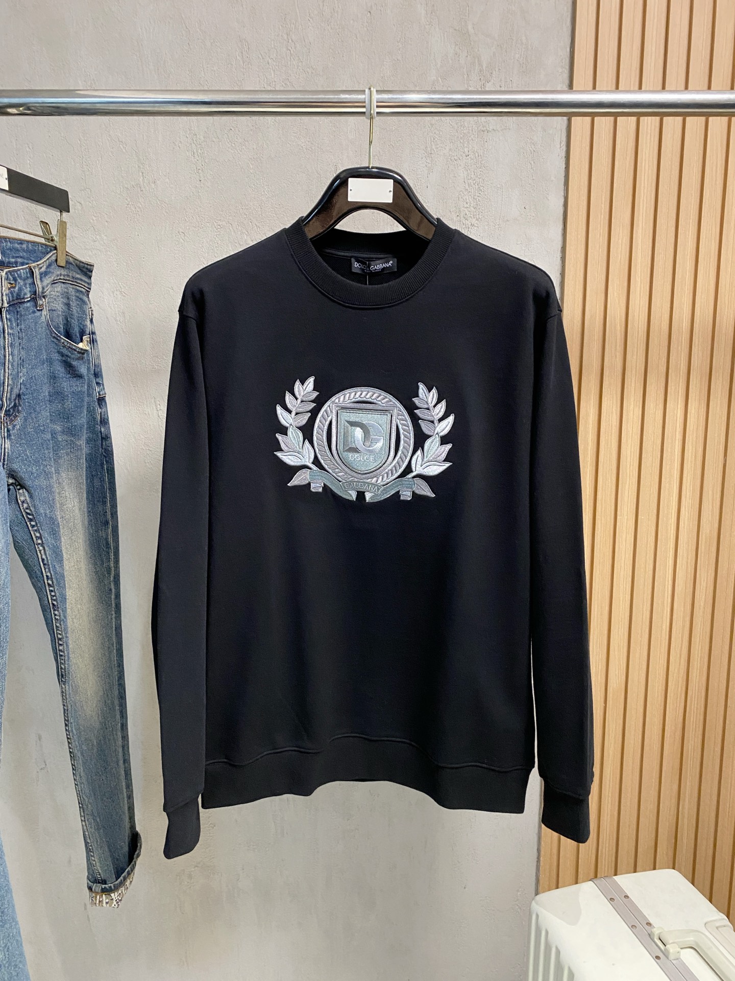 🌾杜嘉班纳25SS【新品】最新最顶级版本精美工艺圆领卫衣，最顶级的品质专柜原单套头衫，顶级制作工艺进口面