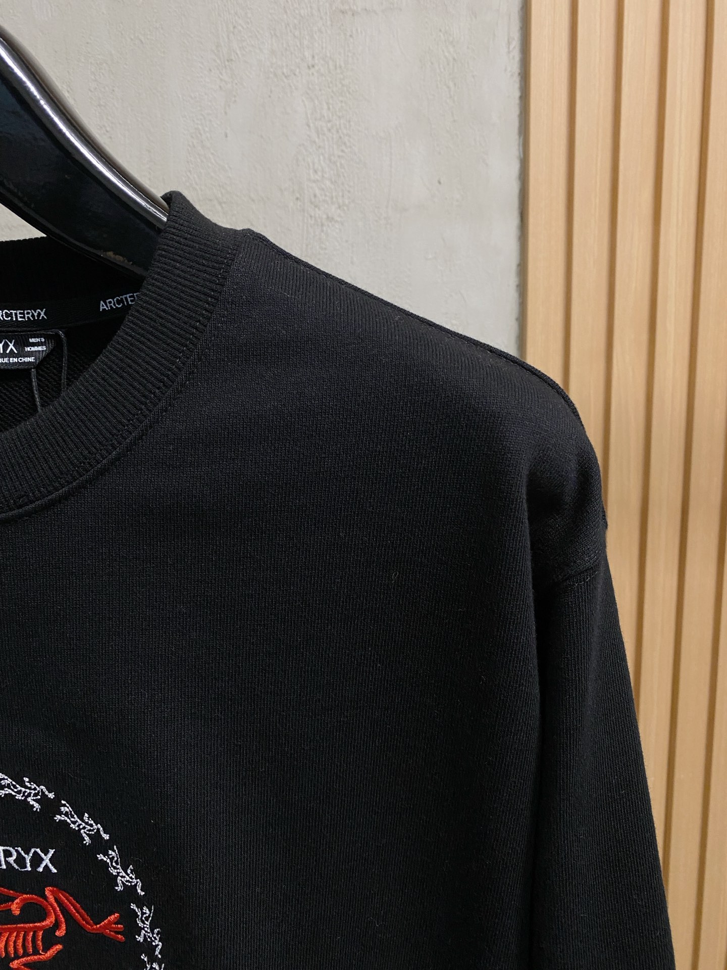 🌾始祖鸟25SS【新品】最新最顶级版本精美工艺圆领卫衣，最顶级的品质专柜原单套头衫，顶级制作工艺进口面料