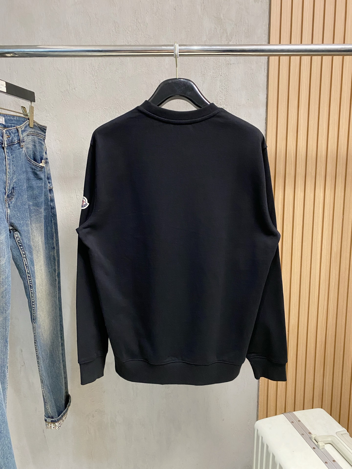 🌾蒙口25SS【新品】最新最顶级版本精美工艺圆领卫衣，最顶级的品质专柜原单套头衫，顶级制作工艺进口面料，