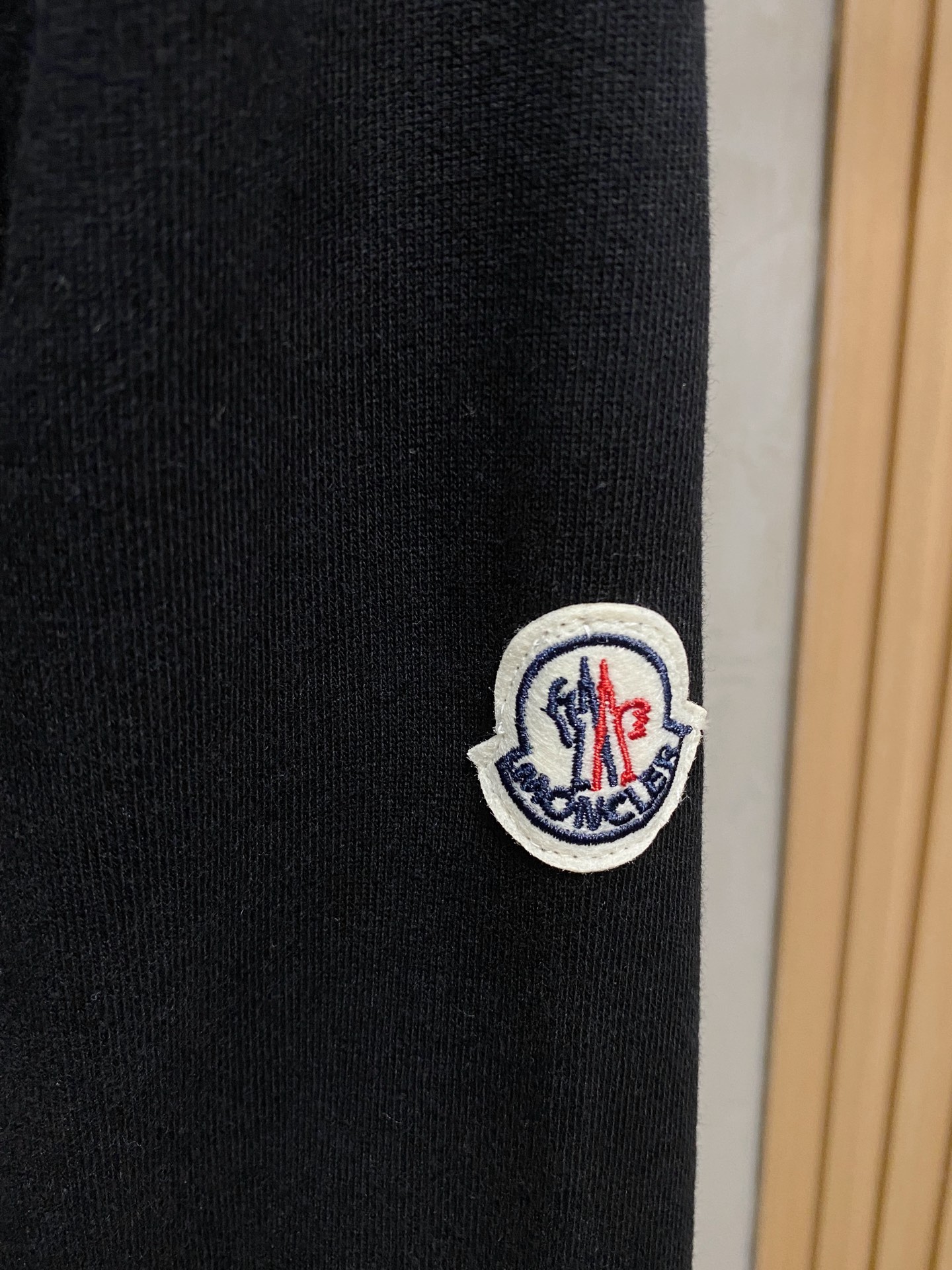 🌾蒙口25SS【新品】最新最顶级版本精美工艺圆领卫衣，最顶级的品质专柜原单套头衫，顶级制作工艺进口面料，