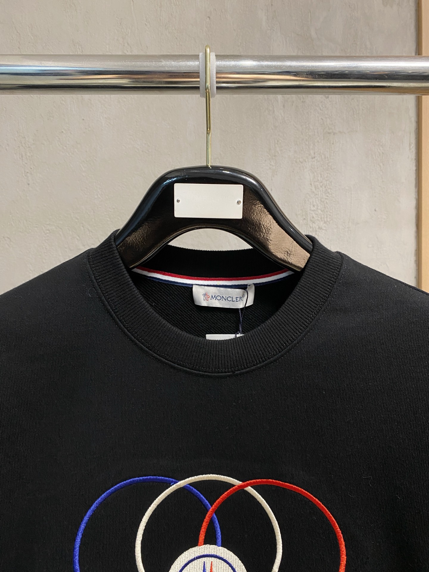 🌾蒙口25SS【新品】最新最顶级版本精美工艺圆领卫衣，最顶级的品质专柜原单套头衫，顶级制作工艺进口面料，