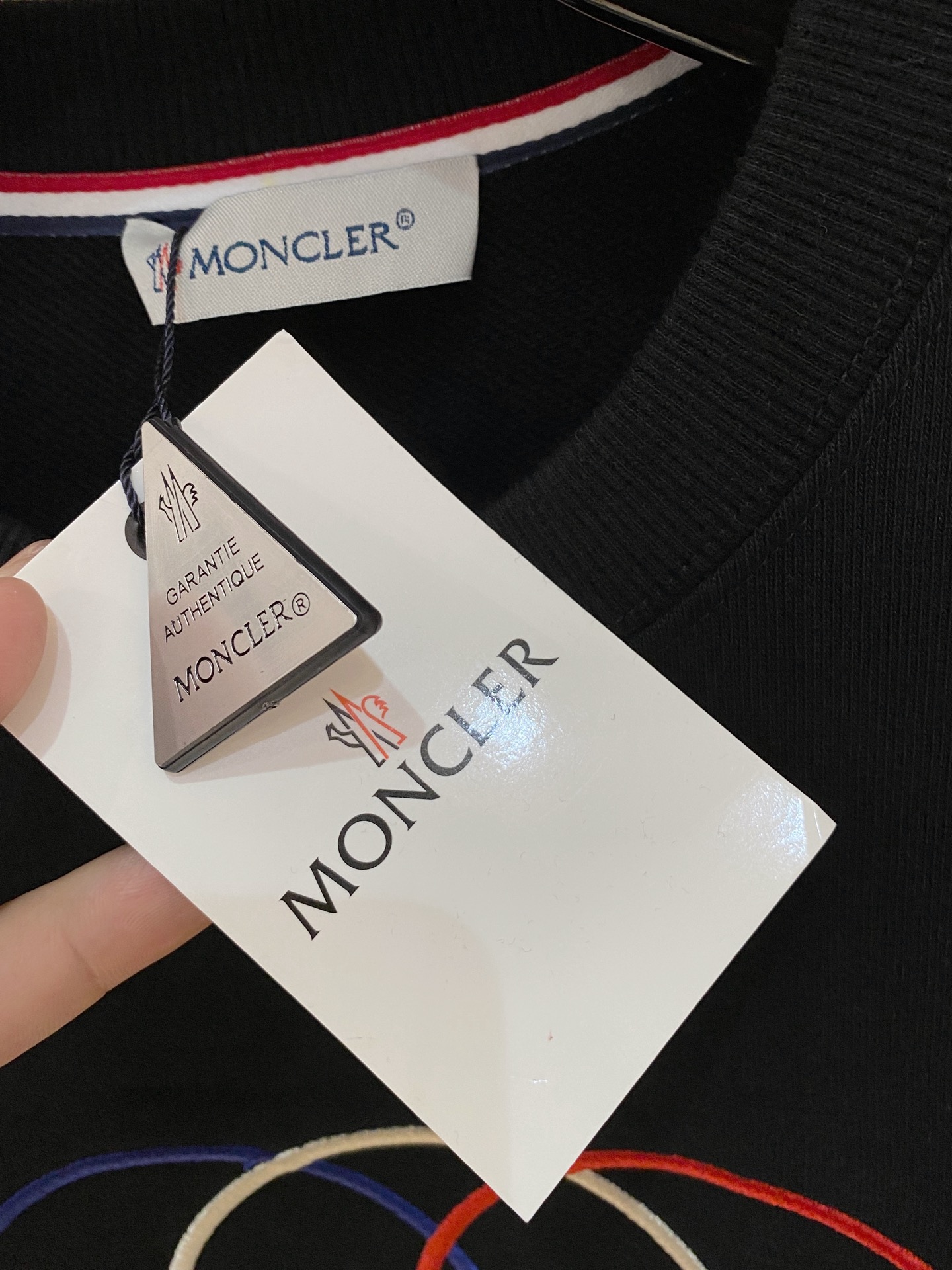 🌾蒙口25SS【新品】最新最顶级版本精美工艺圆领卫衣，最顶级的品质专柜原单套头衫，顶级制作工艺进口面料，