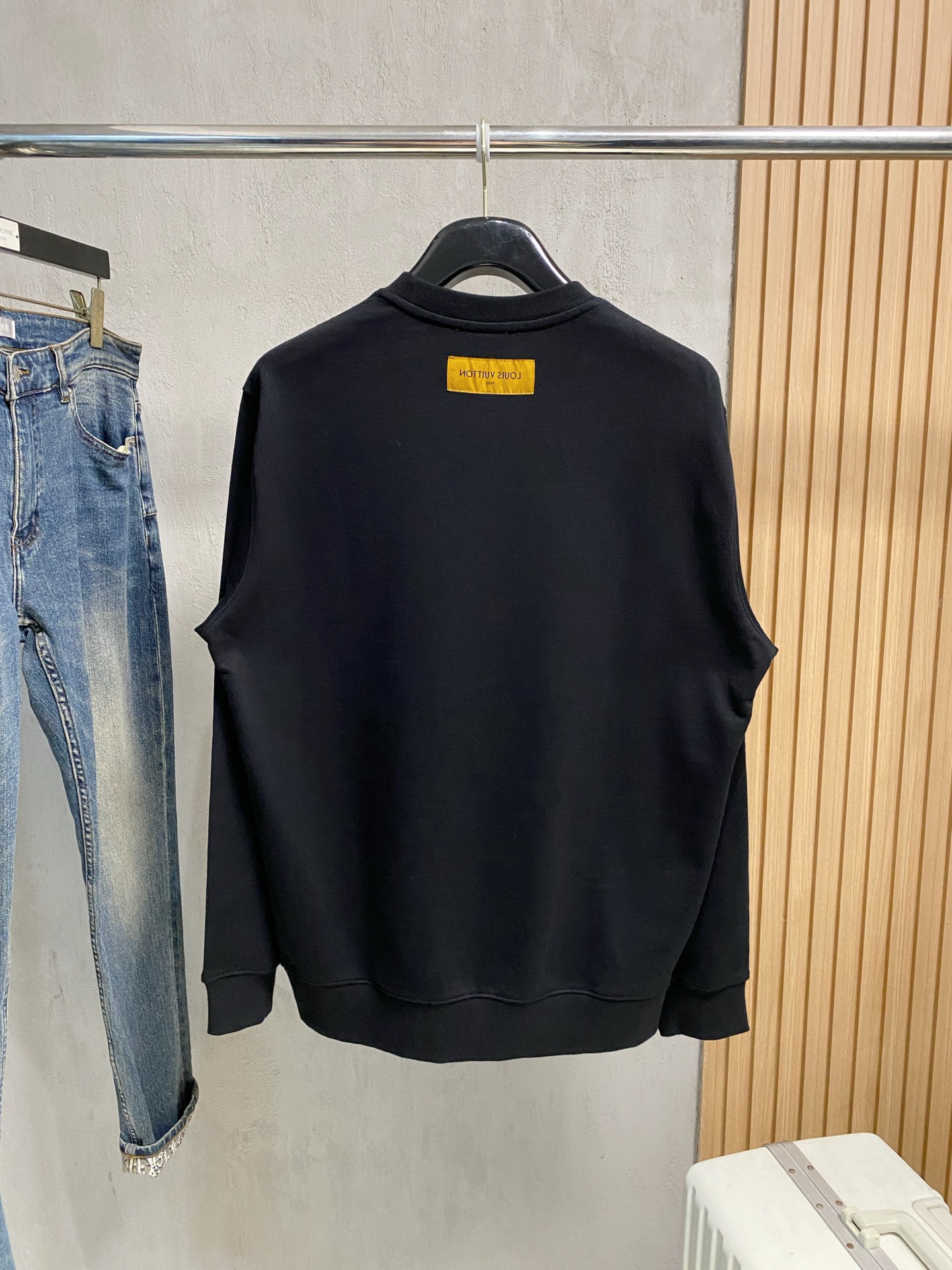 🌾 LV 25SS【新品】最新最顶级版本精美工艺圆领卫衣，最顶级的品质专柜原单套头衫，顶级制作工艺进口面