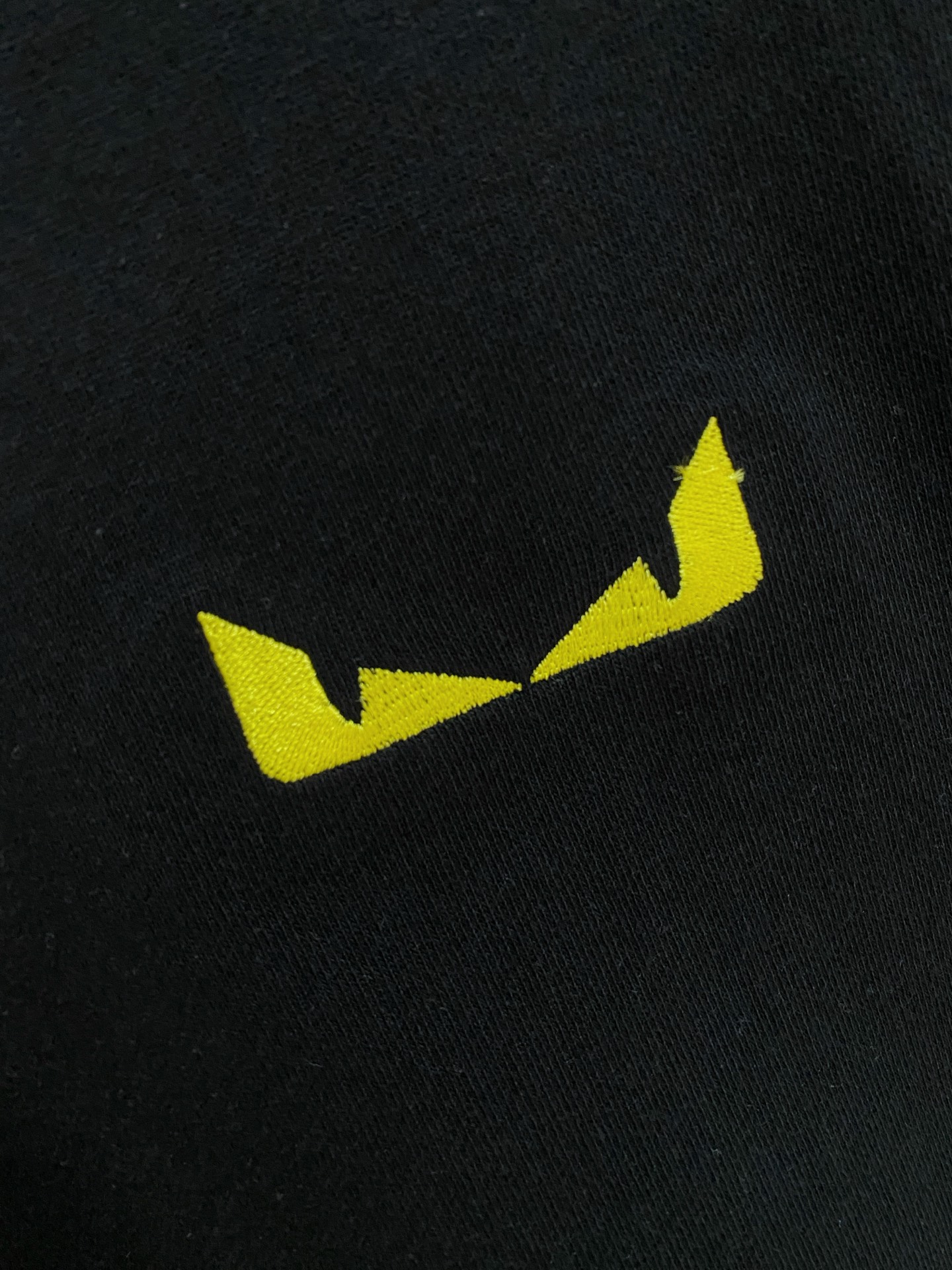 🌾芬迪25SS【新品】最新最顶级版本精美工艺圆领卫衣，最顶级的品质专柜原单套头衫，顶级制作工艺进口面料，