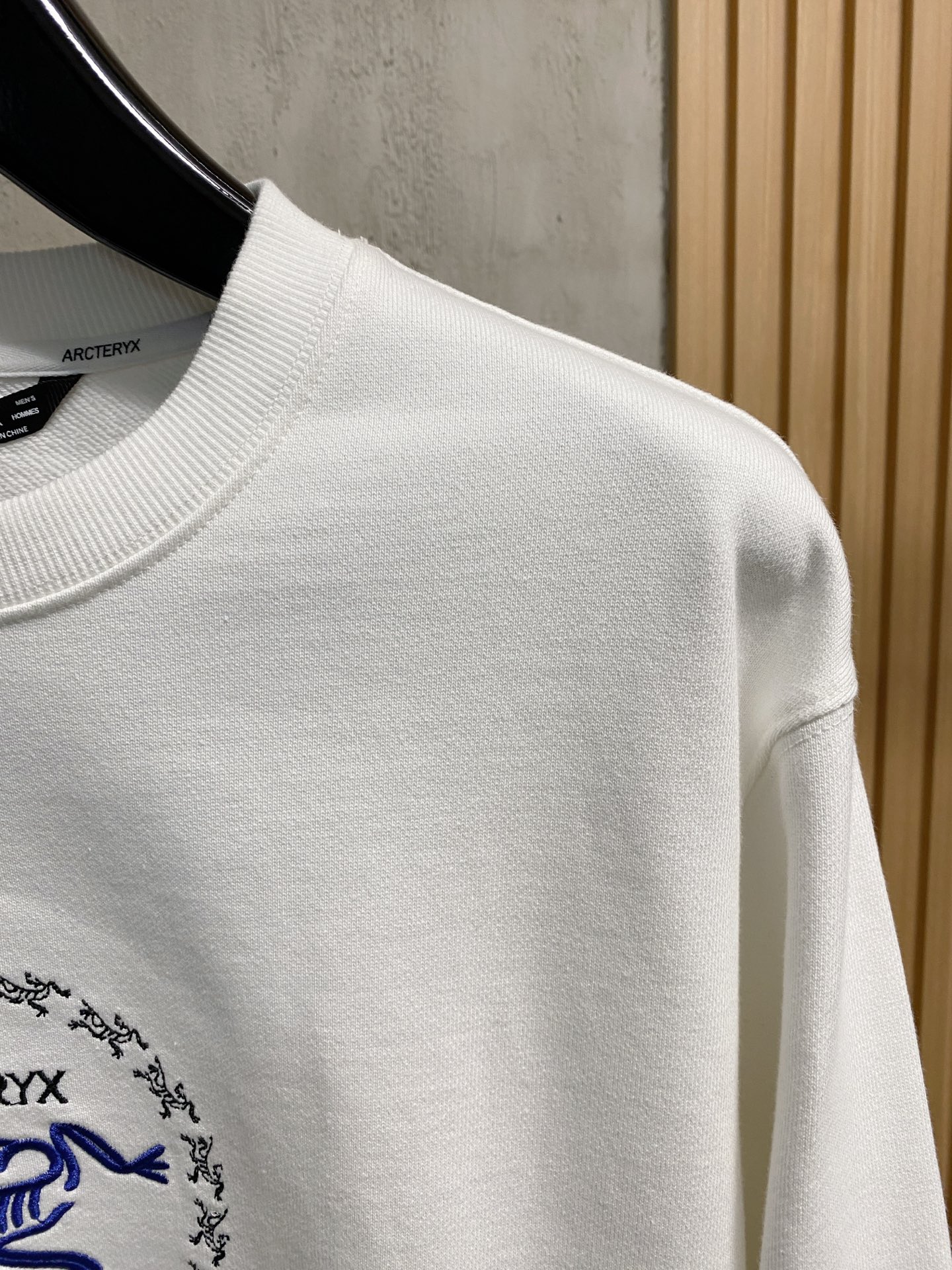 🌾始祖鸟25SS【新品】最新最顶级版本精美工艺圆领卫衣，最顶级的品质专柜原单套头衫，顶级制作工艺进口面料