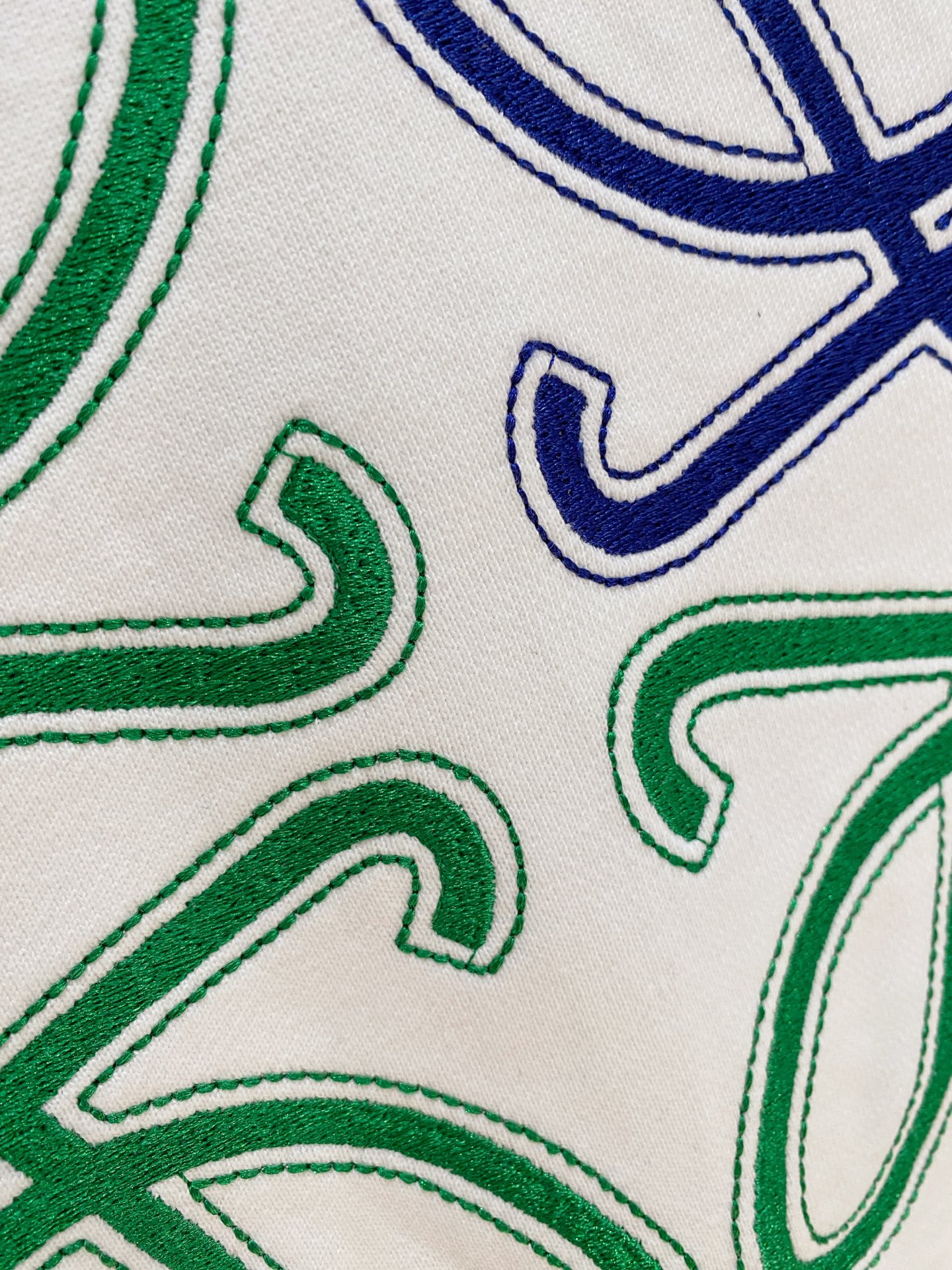 🌾罗意威25SS【新品】最新最顶级版本精美工艺圆领卫衣，最顶级的品质专柜原单套头衫，顶级制作工艺进口面料