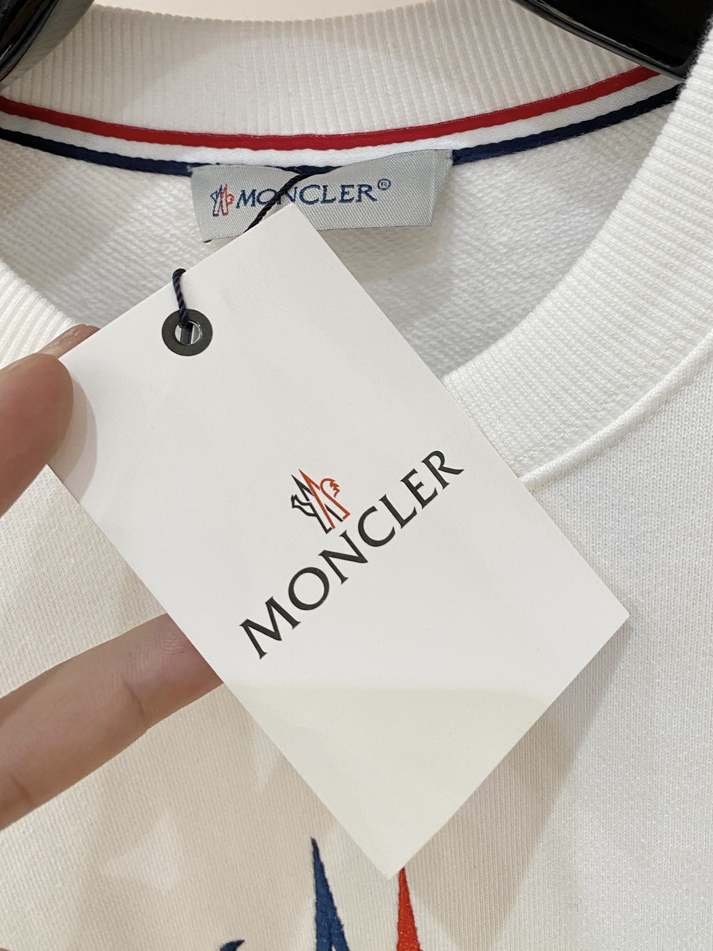 🌾蒙口25SS【新品】最新最顶级版本精美工艺圆领卫衣，最顶级的品质专柜原单套头衫，顶级制作工艺进口面料，