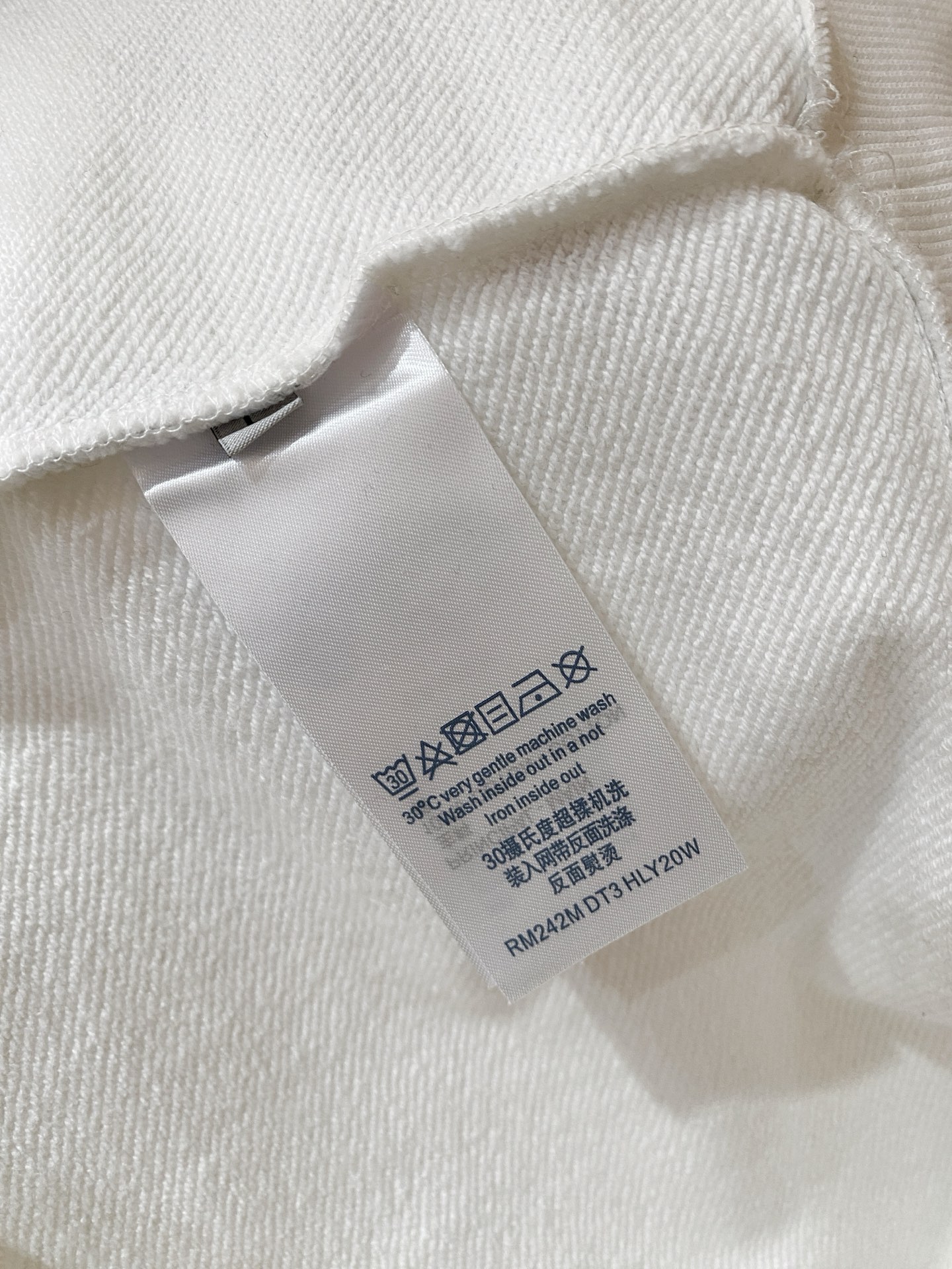 🌾 LV 25SS【新品】最新最顶级版本精美工艺圆领卫衣，最顶级的品质专柜原单套头衫，顶级制作工艺进口面