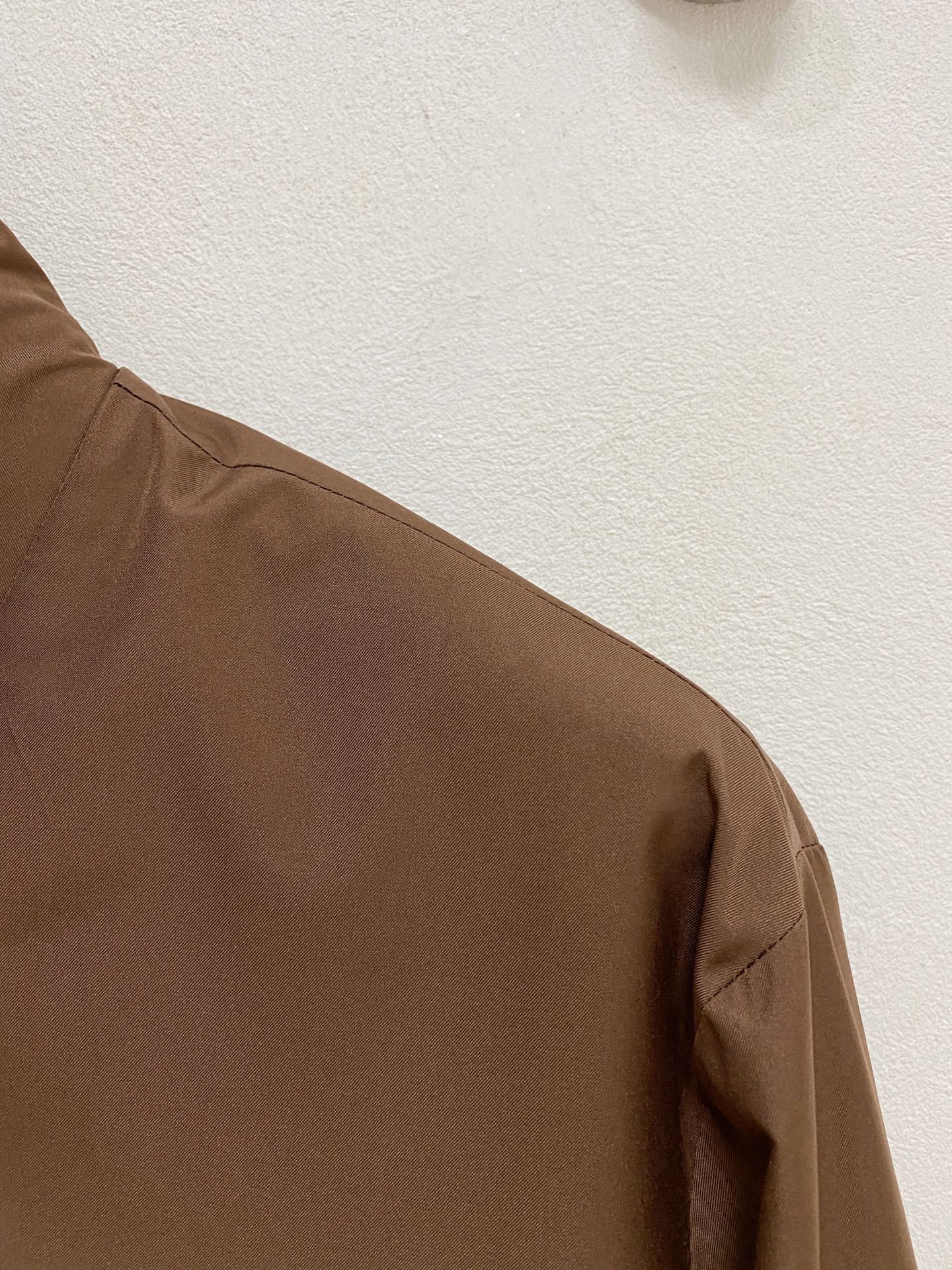 开春新品 Loro Piana 新品 爆款 2025春夏新款爆款专柜新款休闲时尚夹克 超前卫设计风格 细