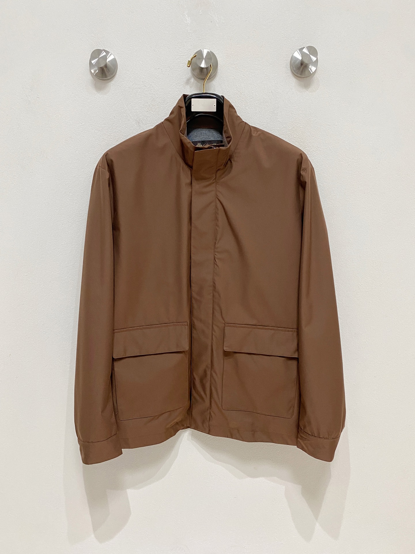 开春新品 Loro Piana 新品 爆款 2025春夏新款爆款专柜新款休闲时尚夹克 超前卫设计风格 细