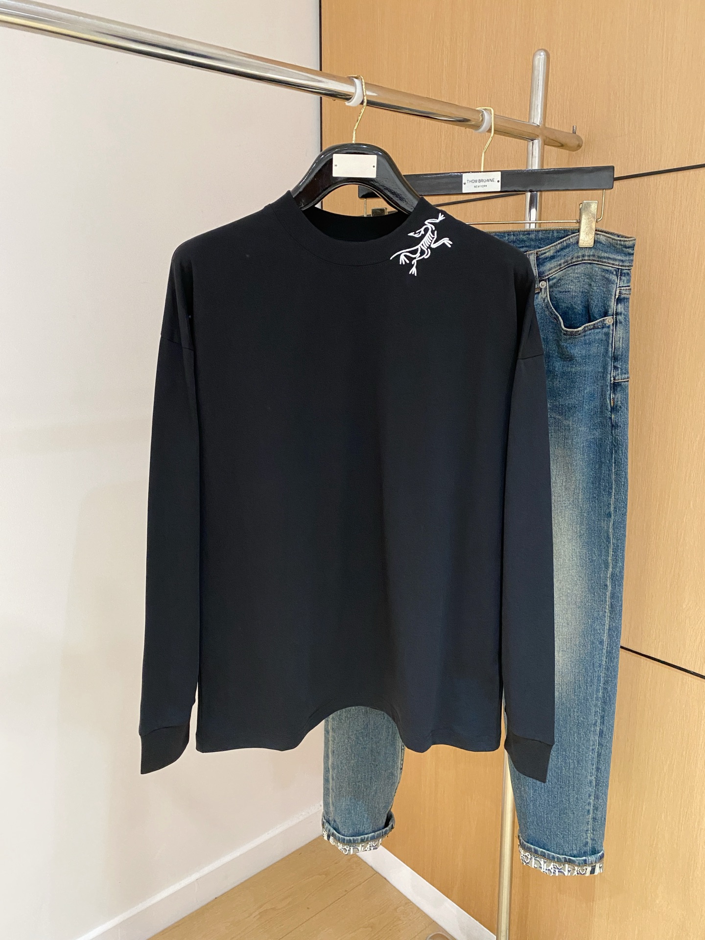 Arc'teryx Men's Round Neck Long Sleeve T-Shirt Comfortable Breathable Top 2 i1760371305825 3175 0 0