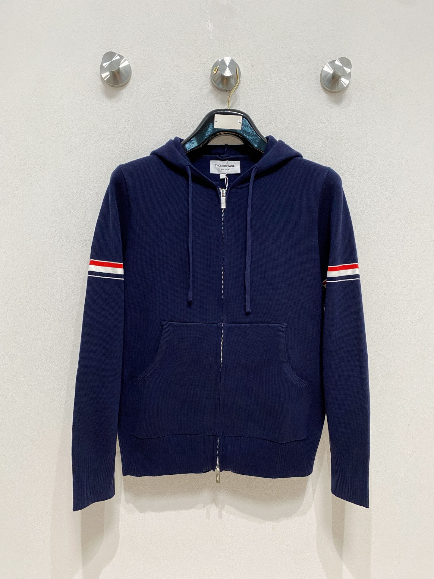 🌾 TB毛衣，采用羊毛混纺纱线，保暖性佳，蓬松柔软，加倍呵护肌肤，给你轻如无物的穿着感体验。高品质天然纤