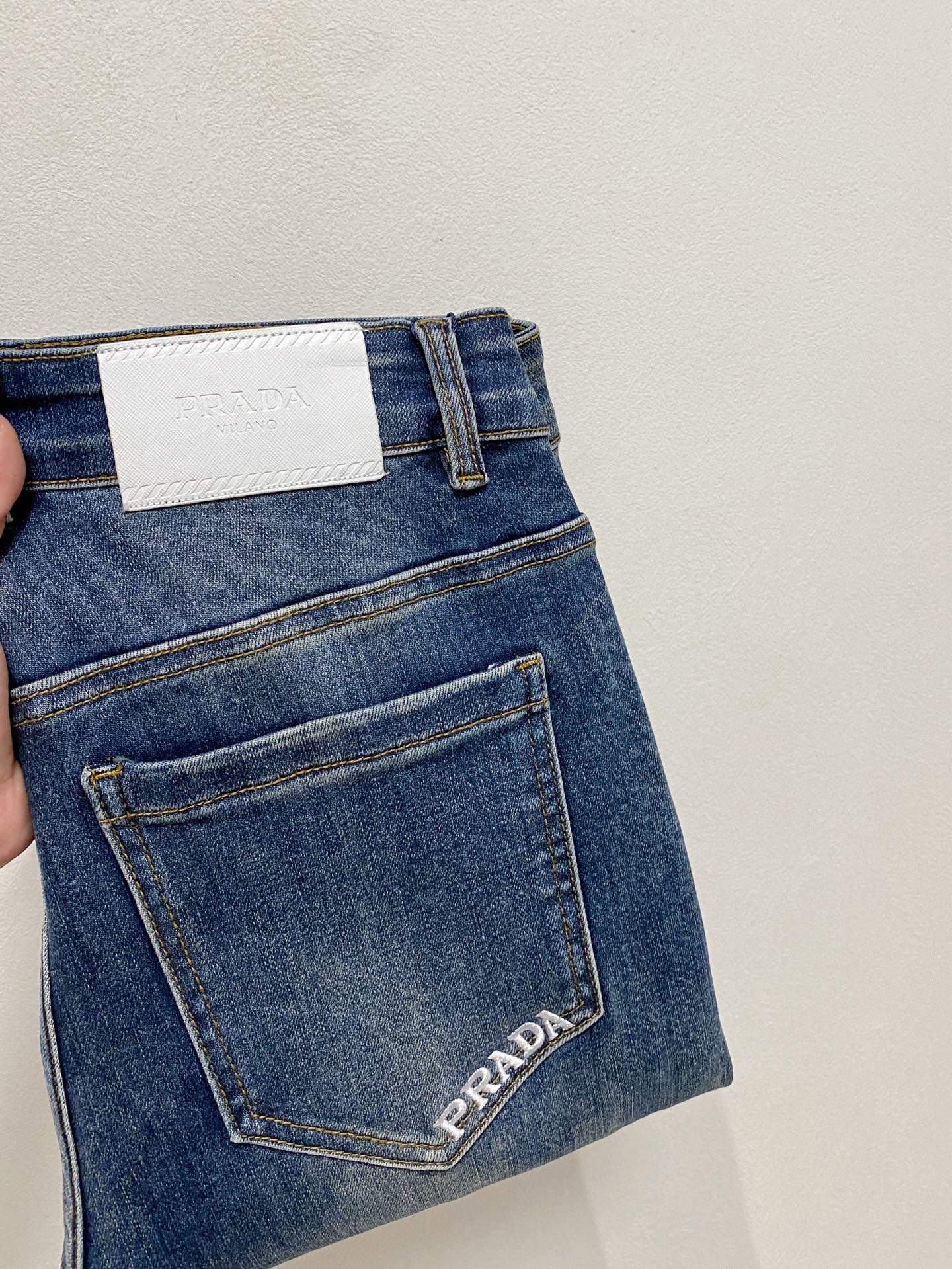 🌾普拉达【新品】高端独家发售 25SS四季款超燃炸街系列之最牛仔裤 独家隆重推出 原版定制高端品质面料 