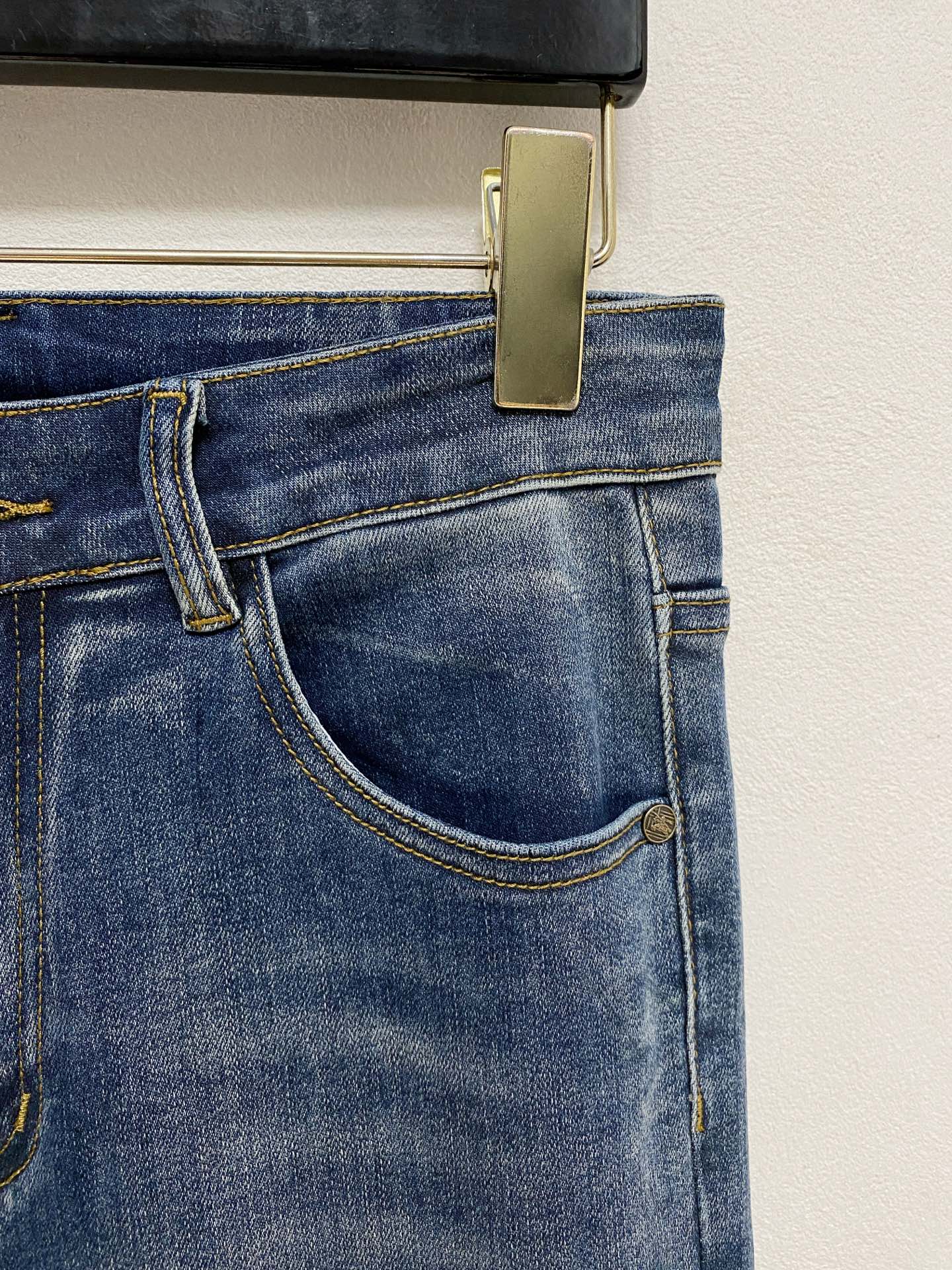 🌾巴宝莉【新品】高端独家发售 25SS四季款超燃炸街系列之最牛仔裤 独家隆重推出 原版定制高端品质面料 