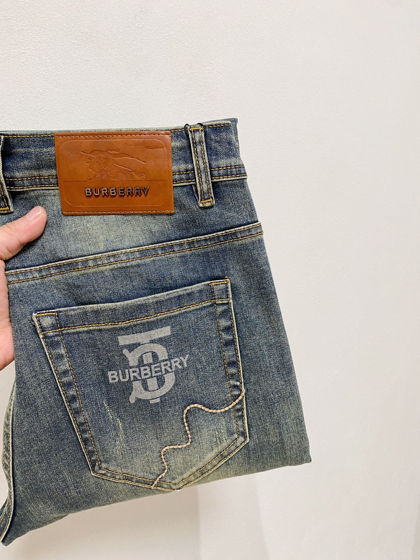 🌾巴宝莉【新品】高端独家发售 25SS四季款超燃炸街系列之最牛仔裤 独家隆重推出 原版定制高端品质面料 