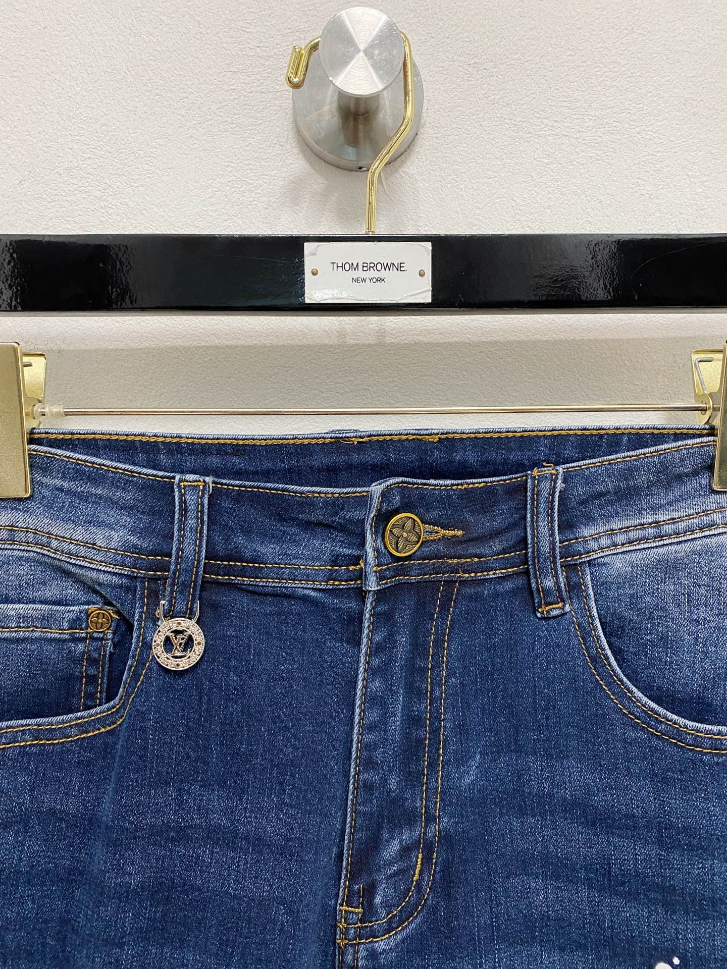 🌾 LV【新品】高端独家发售 25SS四季款超燃炸街系列之最牛仔裤 独家隆重推出 原版定制高端品质面料 