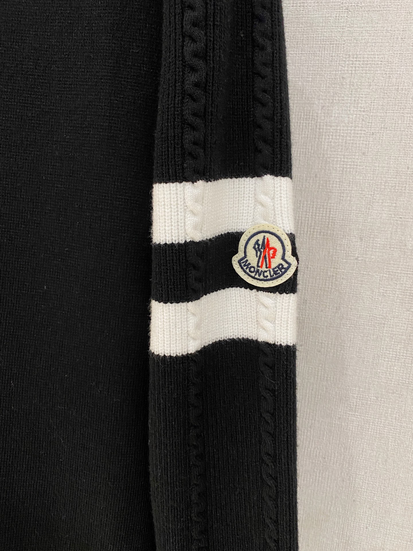 Moncler Half-Zip Pullover: Luxurious Wool Blend, Warm & Stylish - M to 3XL 5 i1761058993749 3097 0 3