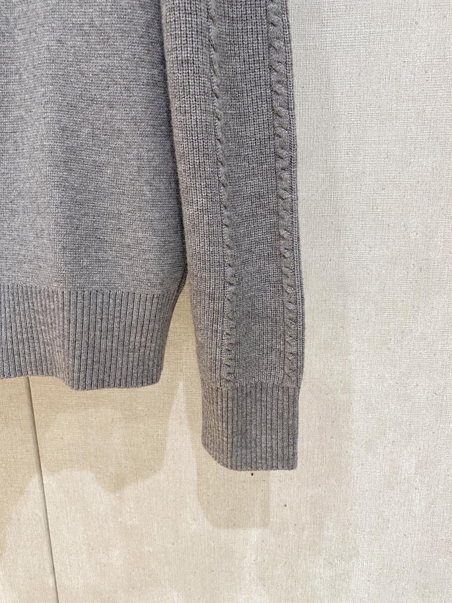 Moncler Half-Zip Knit Sweater: Fashionable, Comfortable, and Warm 7 i1761060236469 3400 0 5