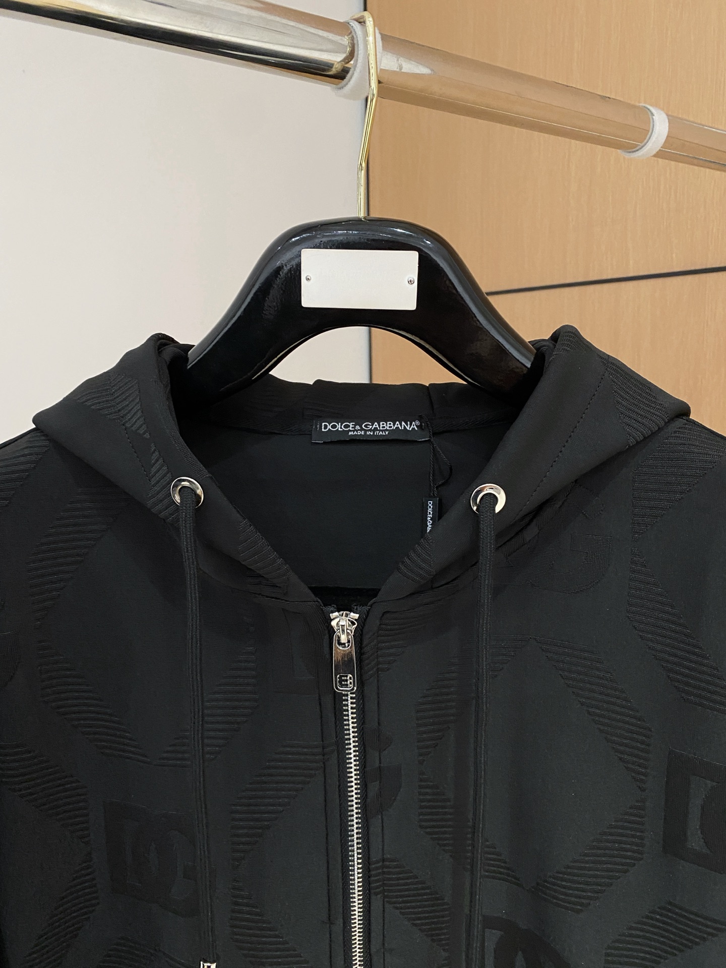 D&G 2025全新爆款开衫套装 原单狠货🇭🇰倾注顶级设计师的精心之作 就为一个贴合、完美的上身效果 全